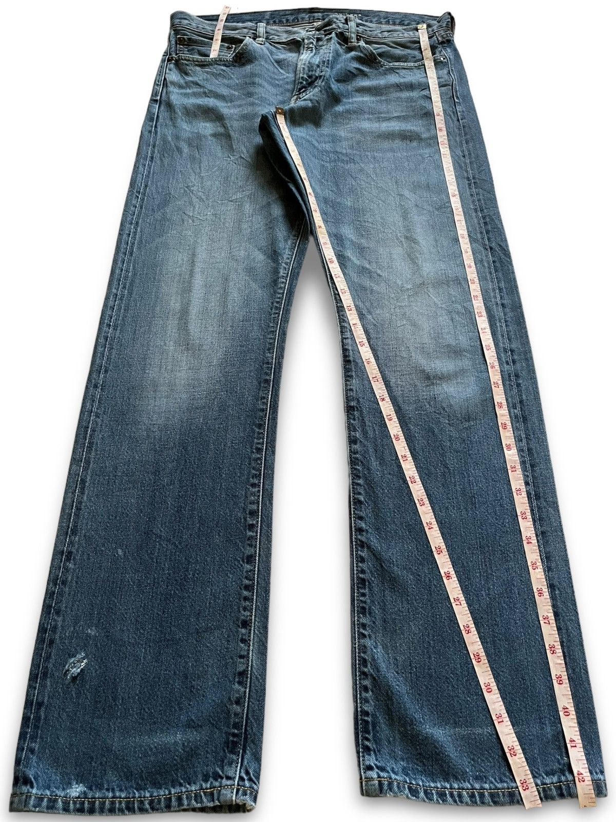 Japanese Brand × Uniqlo Vintage Japanese Uniqlo Selvedge Distressed Loose Blue Jeans Size US 35 - 13 Thumbnail