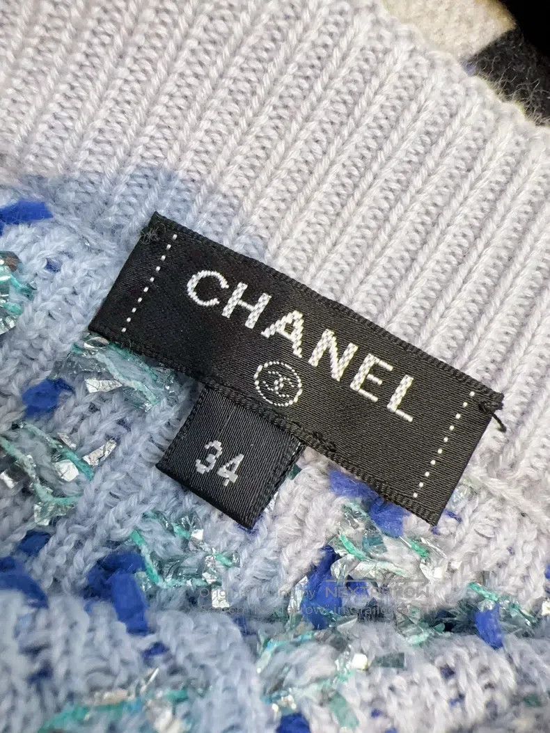 Chanel Chanel 18s waterfall series pink and blue colour shiny irr Size 42" / US 20 - 6 Thumbnail