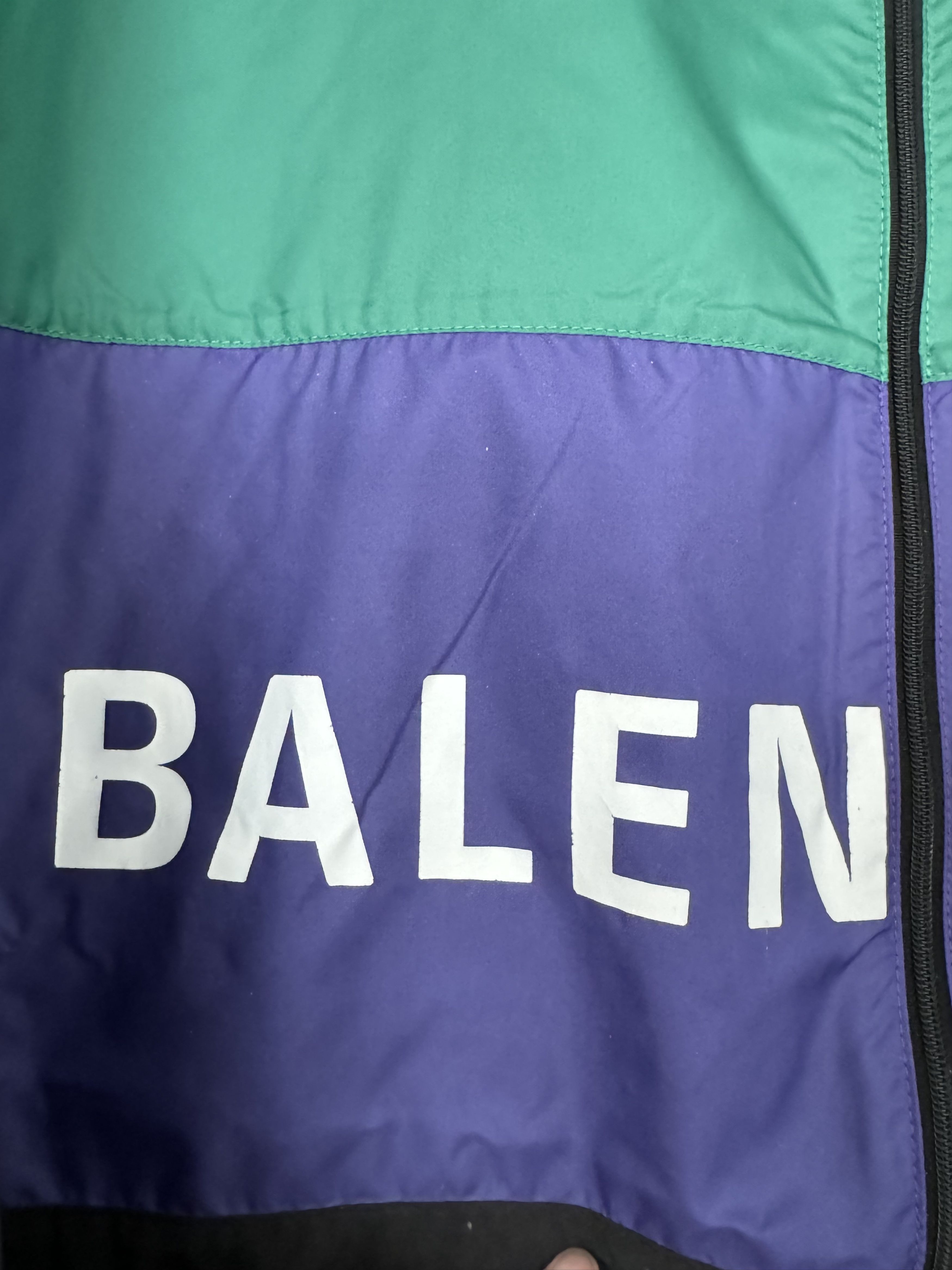 Balenciaga BALENCIAGA Logo Oversize Track Jacket Size US S / EU 44-46 / 1 - 3 Thumbnail