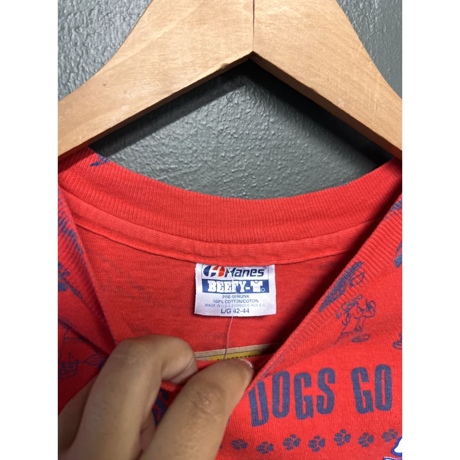 Vintage 90’s AOP Fresno State Bulldogs T-Shirt Red Medium Short Sleeve Graphic Tee Sportswear/Beach Mens Size US M / EU 48-50 / 2 - 2 Thumbnail