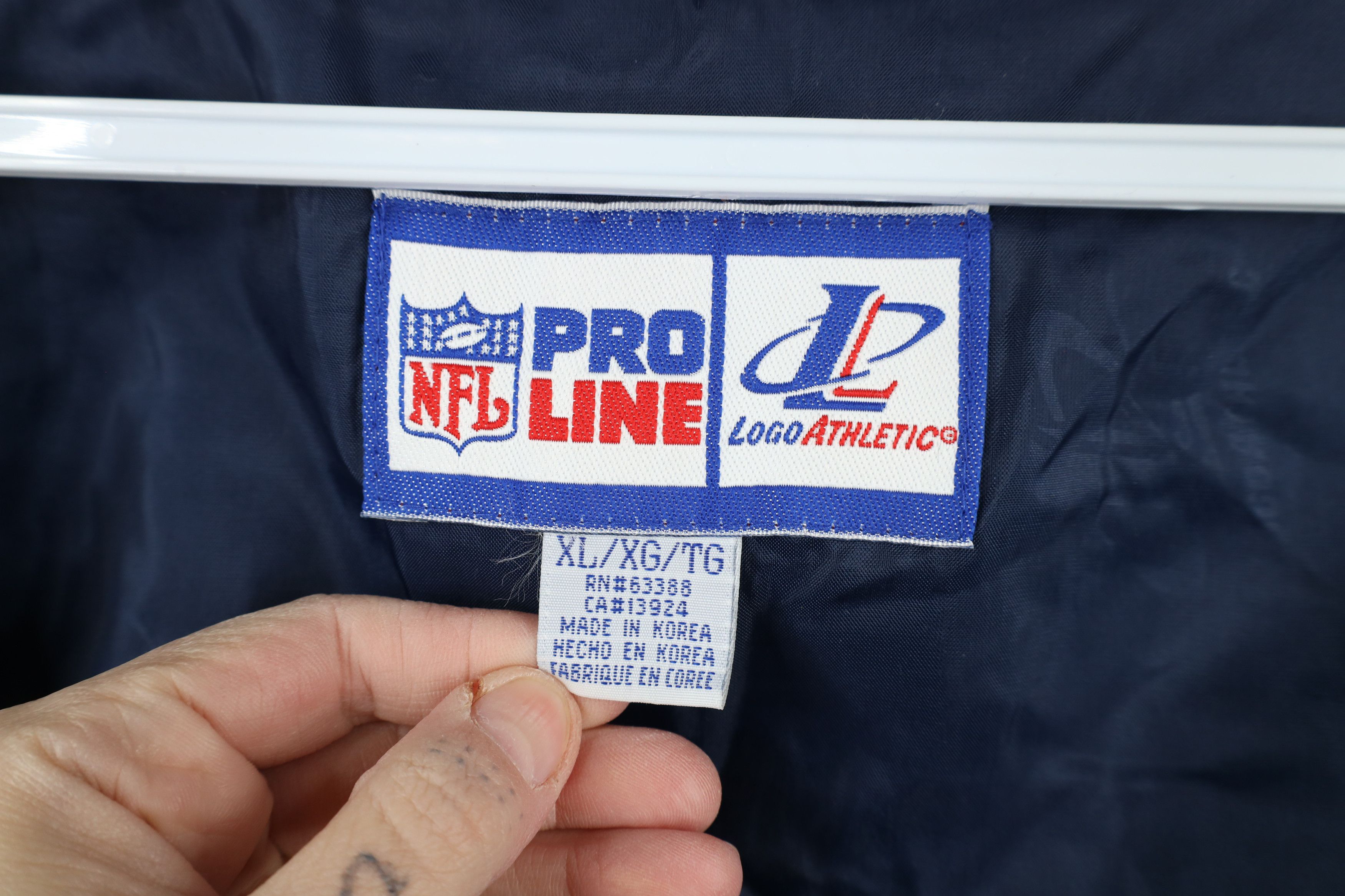 Vintage Vintage 90s NFL Pro Line Broncos Football Windbreaker Jacket Size US XL / EU 56 / 4 - 12 Thumbnail