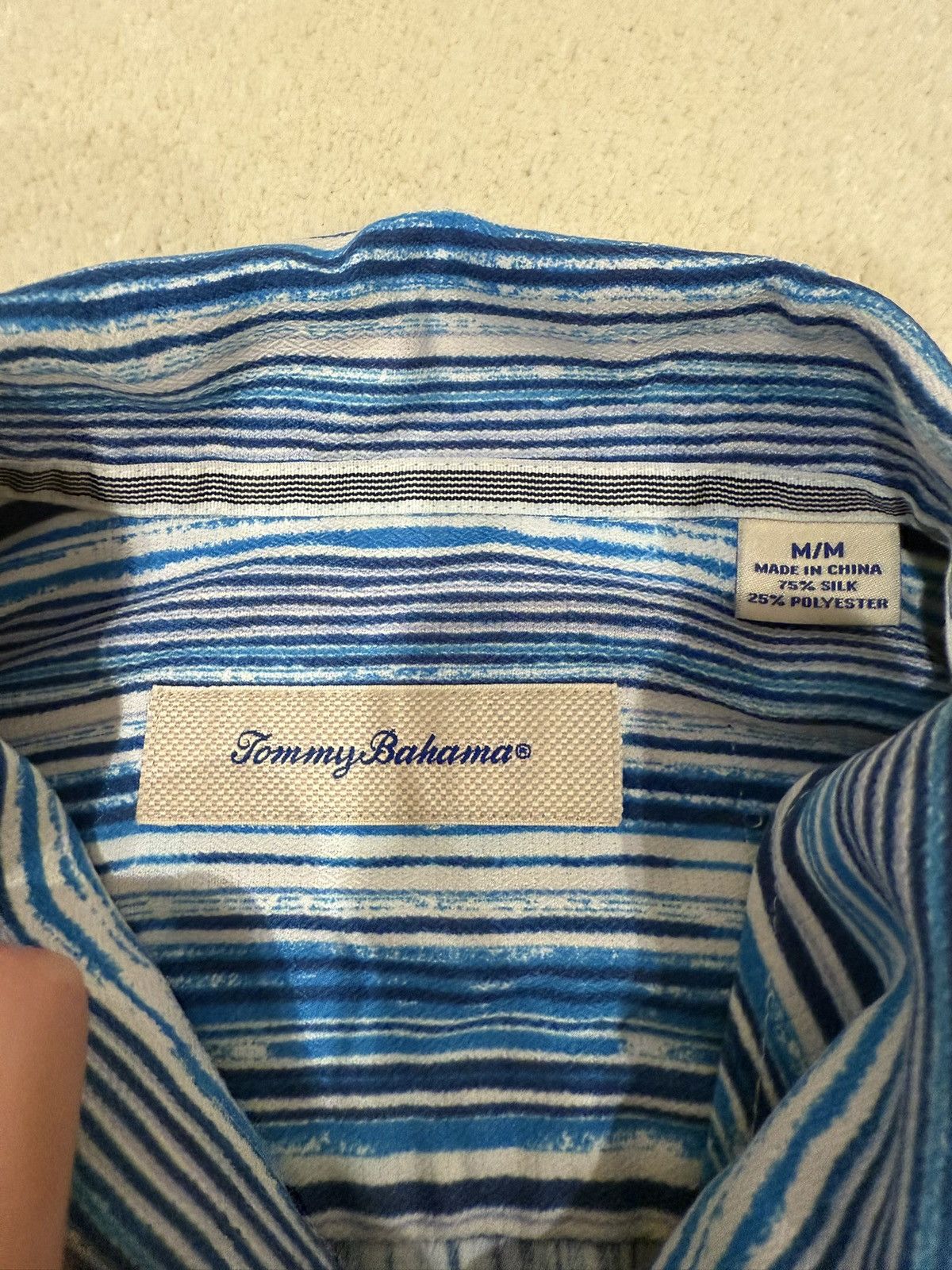 Tommy Bahama Tommy Bahama Blue Stripe Button Up Size US M / EU 48-50 / 2 - 3 Thumbnail