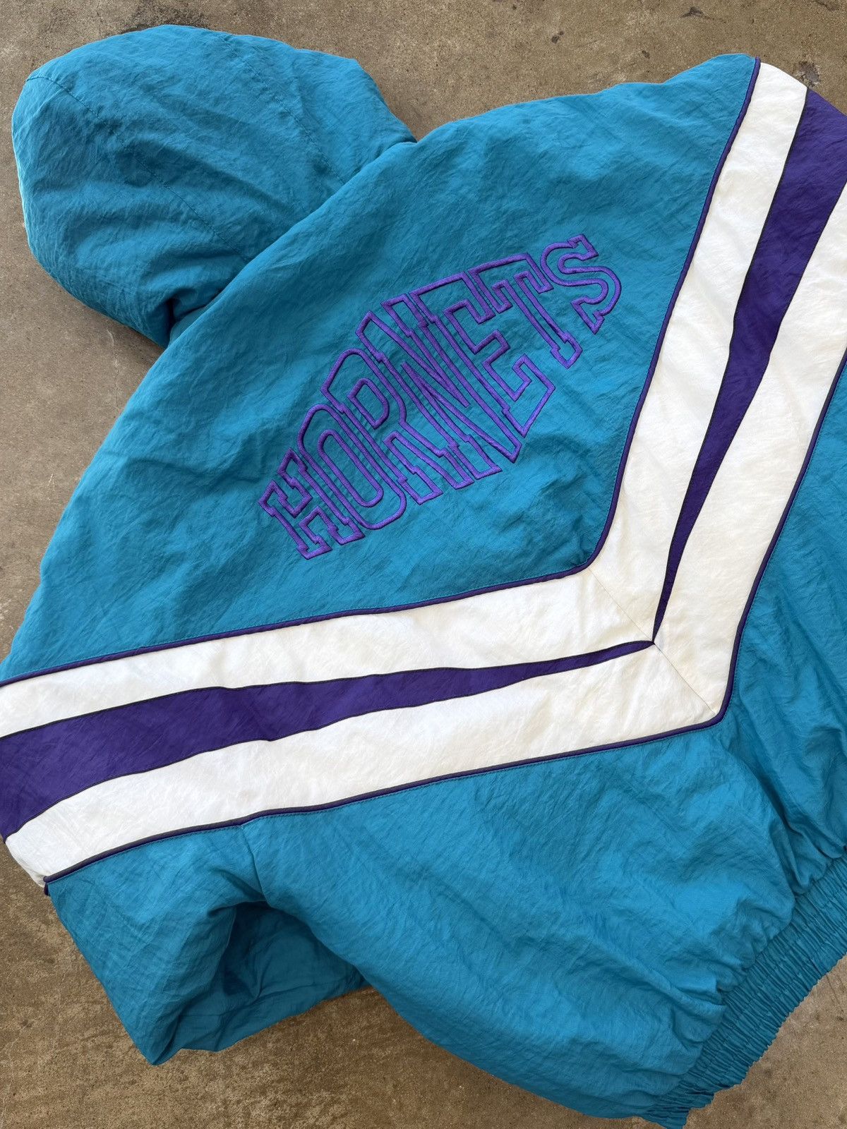 90s Fans Tag NBA Charlotte Hornets Jacket XL