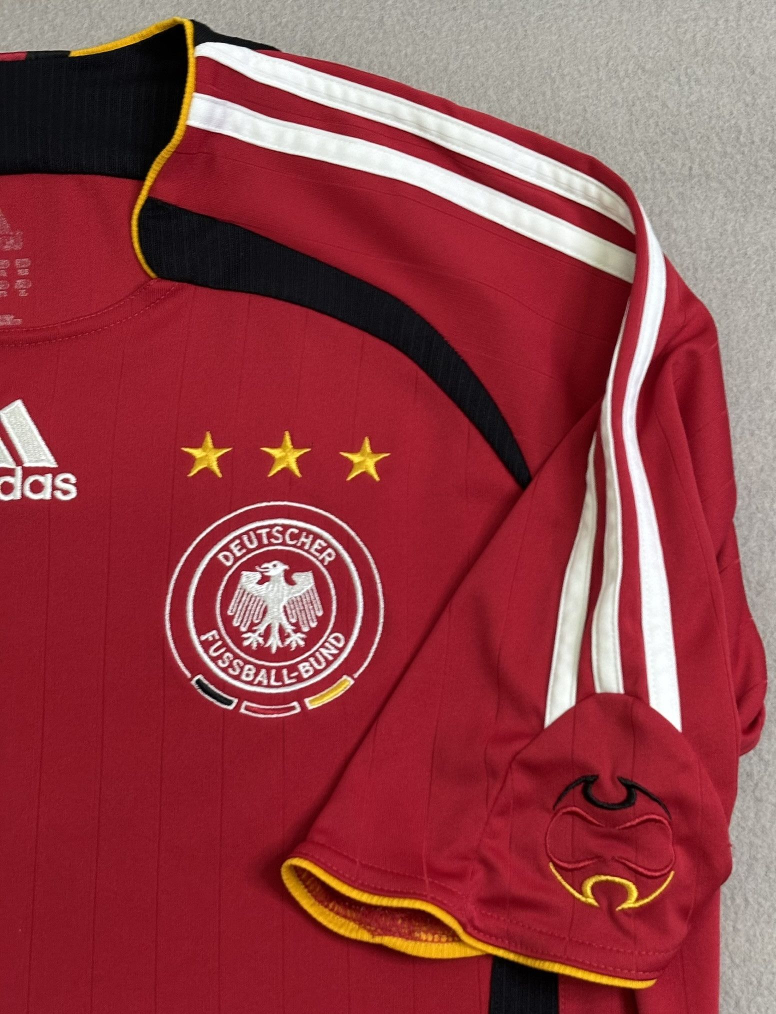 Adidas Germany 2006 Adidas Football Jersey Size M Size US M / EU 48-50 / 2 - 7 Thumbnail