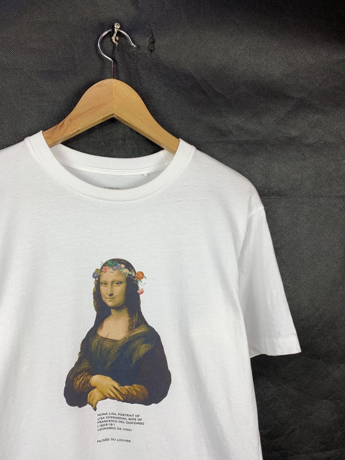 Uniqlo Uniqlo Monalisa Louvre Museum Paris Tee Size US M / EU 48-50 / 2 - 3 Thumbnail