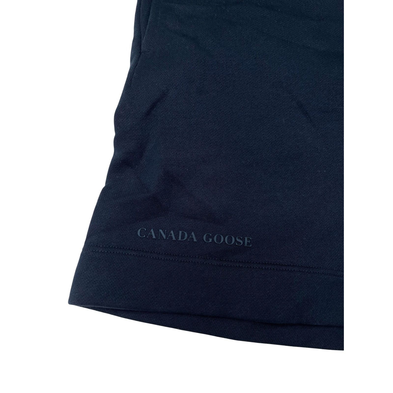 Canada Goose Canada Goose Atlantic Navy Shorts Size 32" / US 10 / IT 46 - 2 Thumbnail