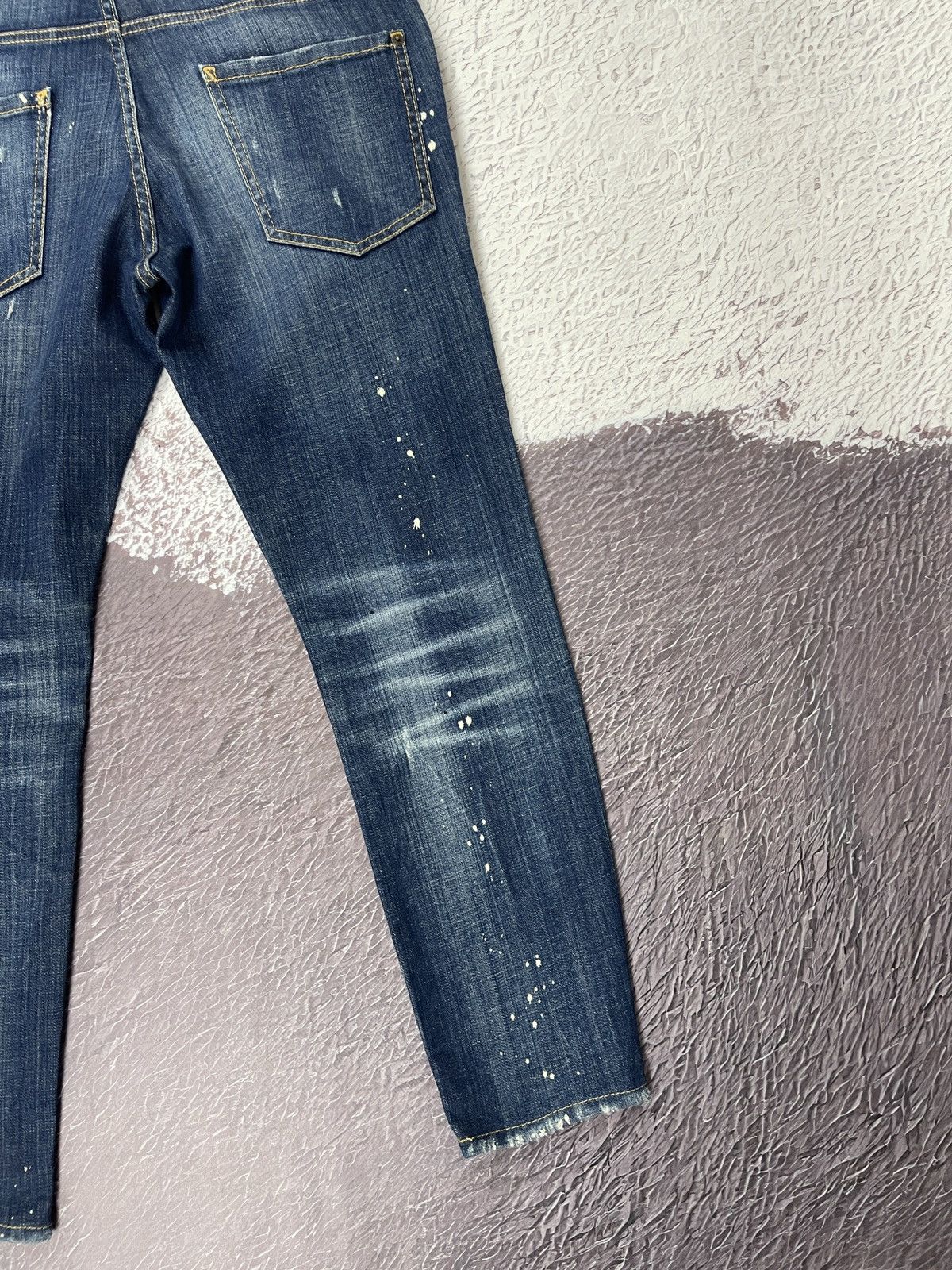 Dsquared2 DSQUARED2 cropped JEANS - SKATER JEAN distressed painted Size US 32 / EU 48 - 16 Thumbnail
