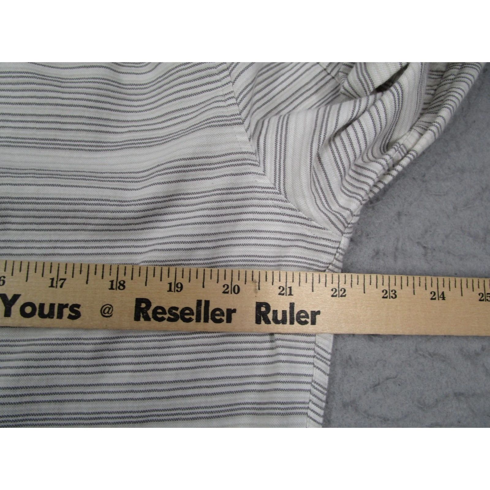 Lululemon Lululemon Athletica Shirt Mens Large Gray Stripe Long Sleeve Button Up Casual Size US L / EU 52-54 / 3 - 7 Thumbnail
