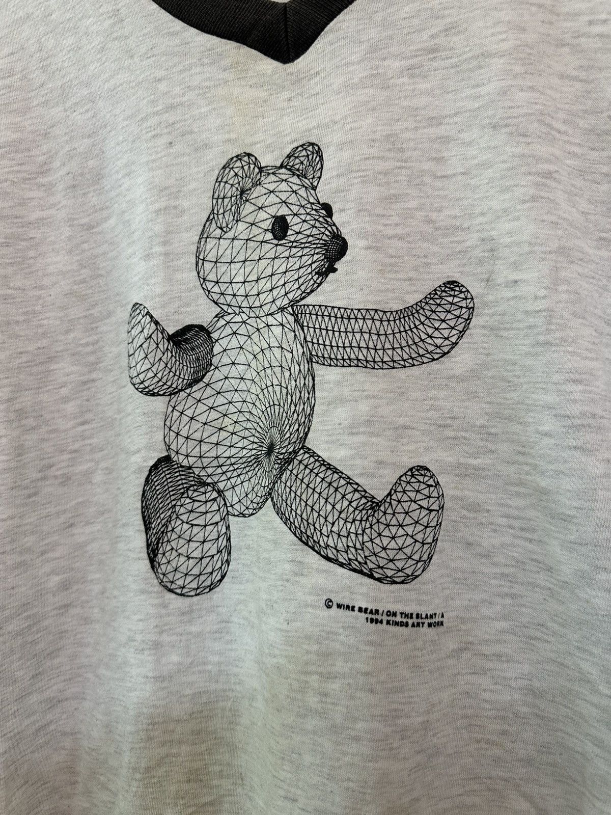 Vintage Vintage 90's Jones Wire Bear 3D Art Tshirts Size US M / EU 48-50 / 2 - 4 Thumbnail