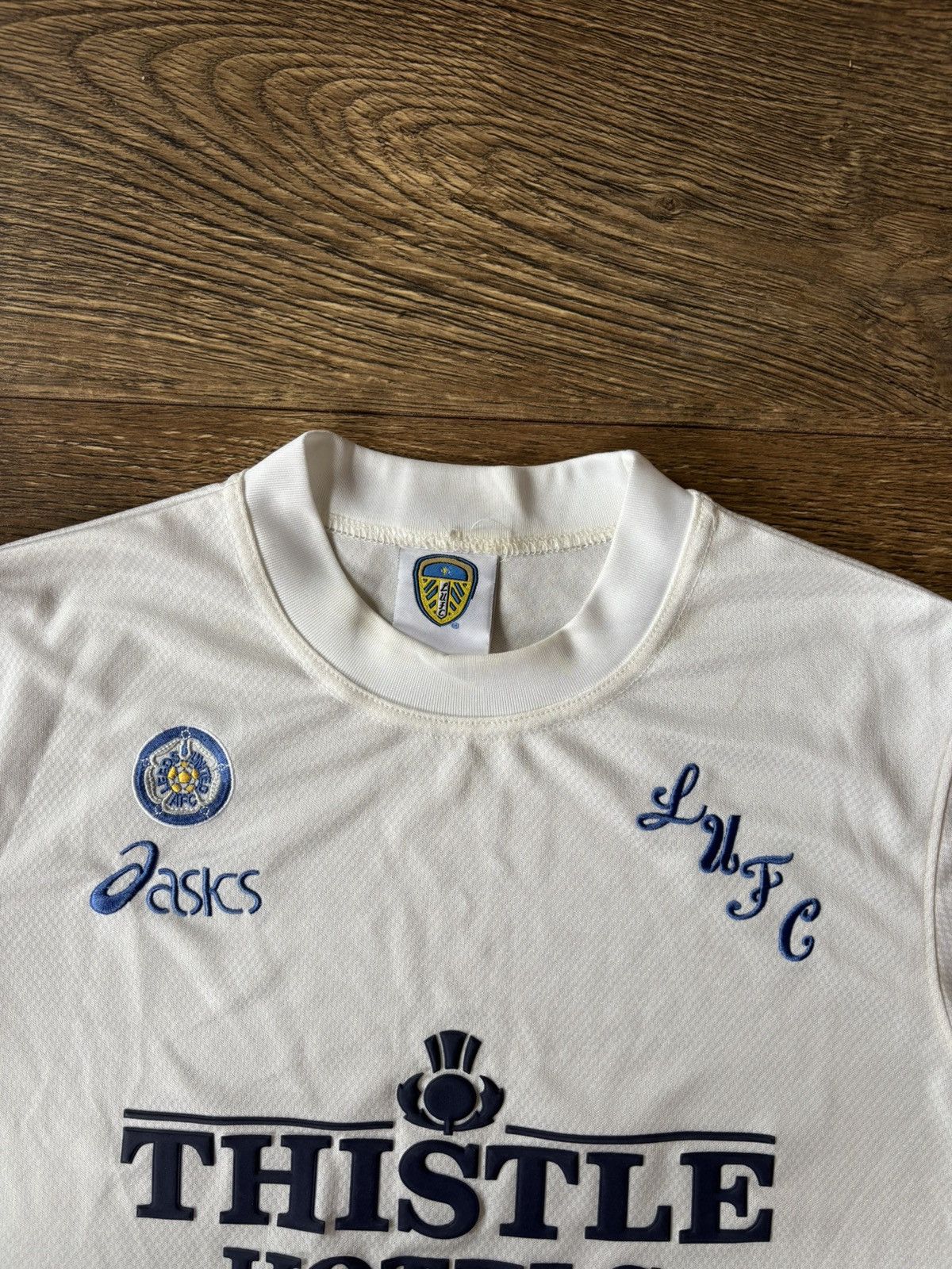 Asics × Vintage LEEDS UNITED 1995/1996 HOME FOOTBALL SHIRT ASICS JERSEY Size US M / EU 48-50 / 2 - 4 Thumbnail