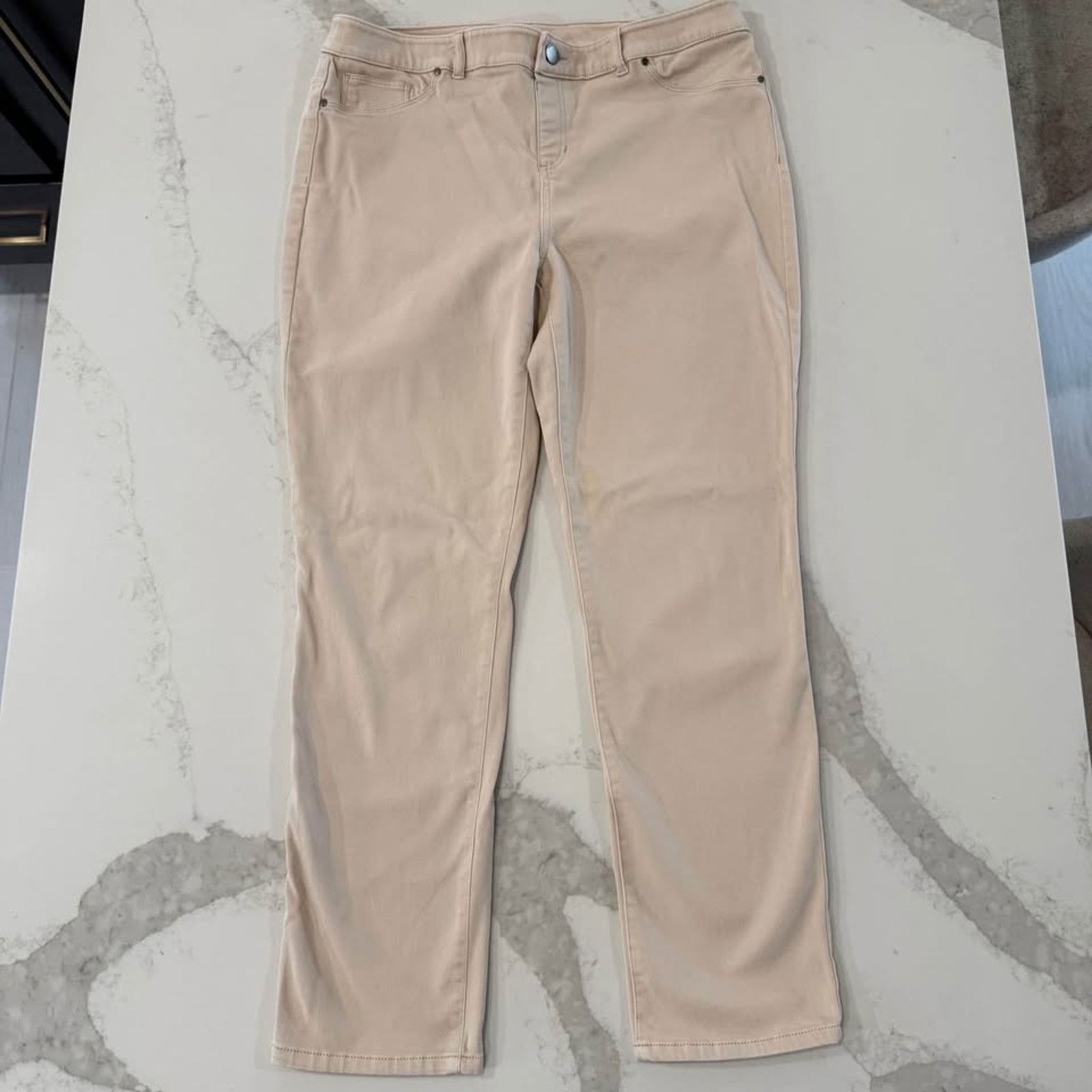 Chicos Chico’s Platinum Denim Ankle Jeans Womens 28” Straight Leg Size 28" / US 6 / IT 42 - 1 Thumbnail