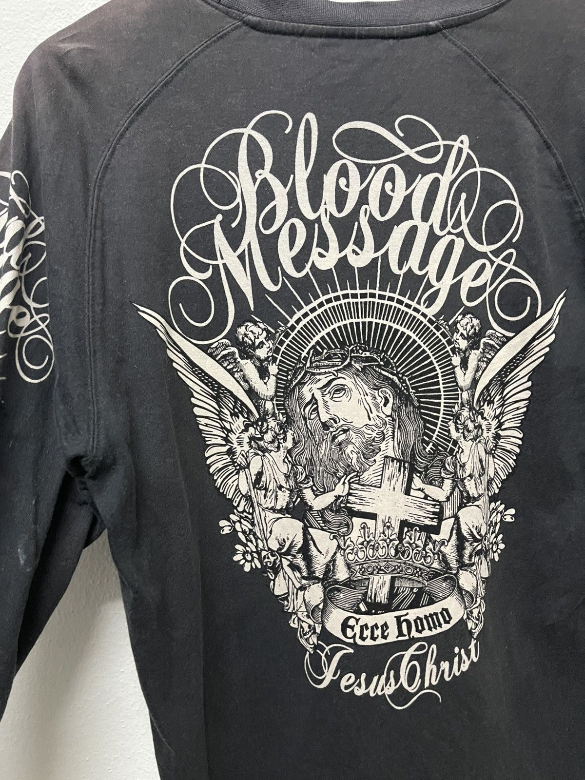 If Six Was Nine 2000s BLOOD MESSAGE JESUS CHRIST TEES SUN FADED Size US M / EU 48-50 / 2 - 4 Thumbnail