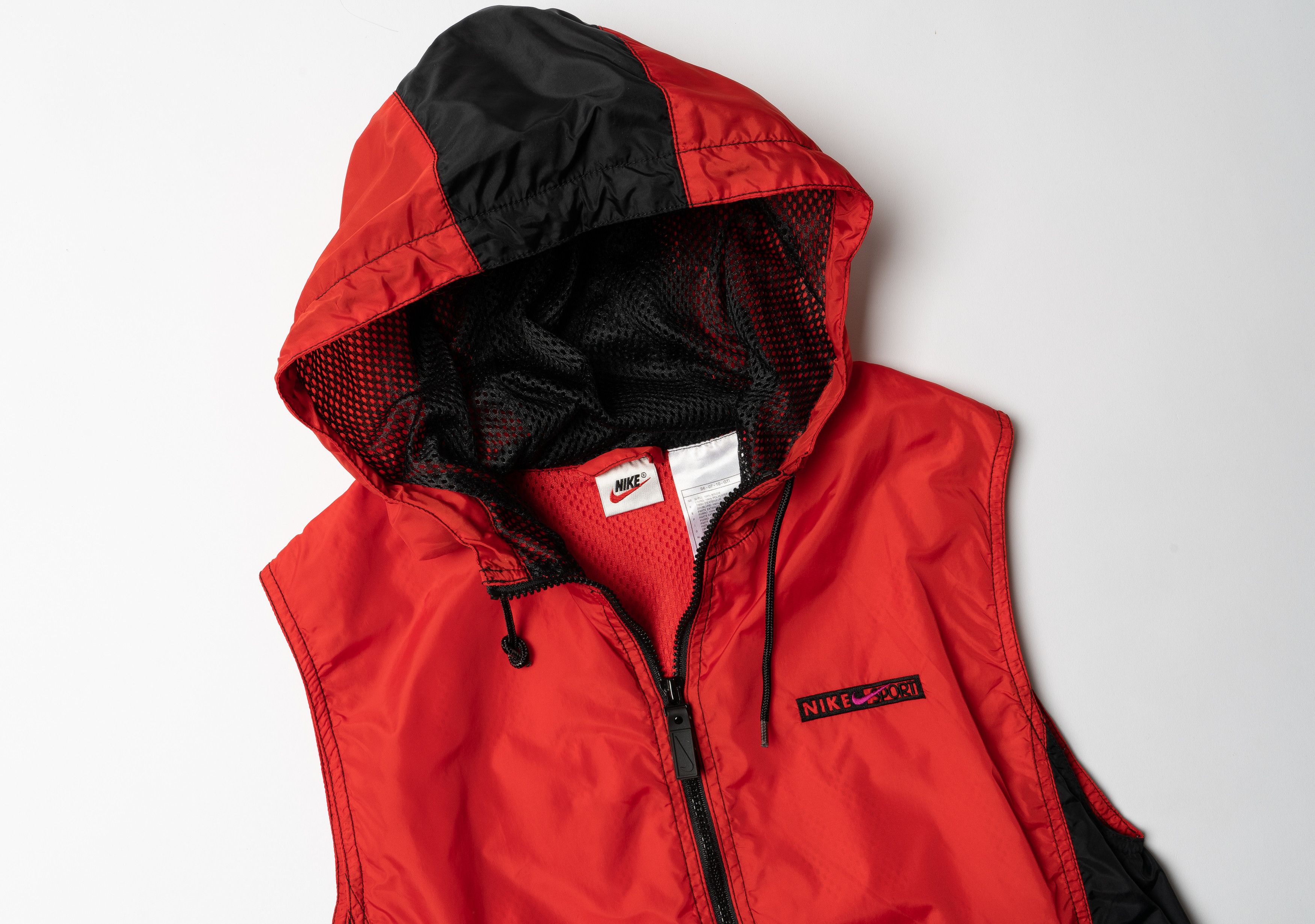 Nike 🔴NIKE Vintage Nylon Hooded Vest Women’s Size M / US 6-8 / IT 42-44 - 2 Thumbnail