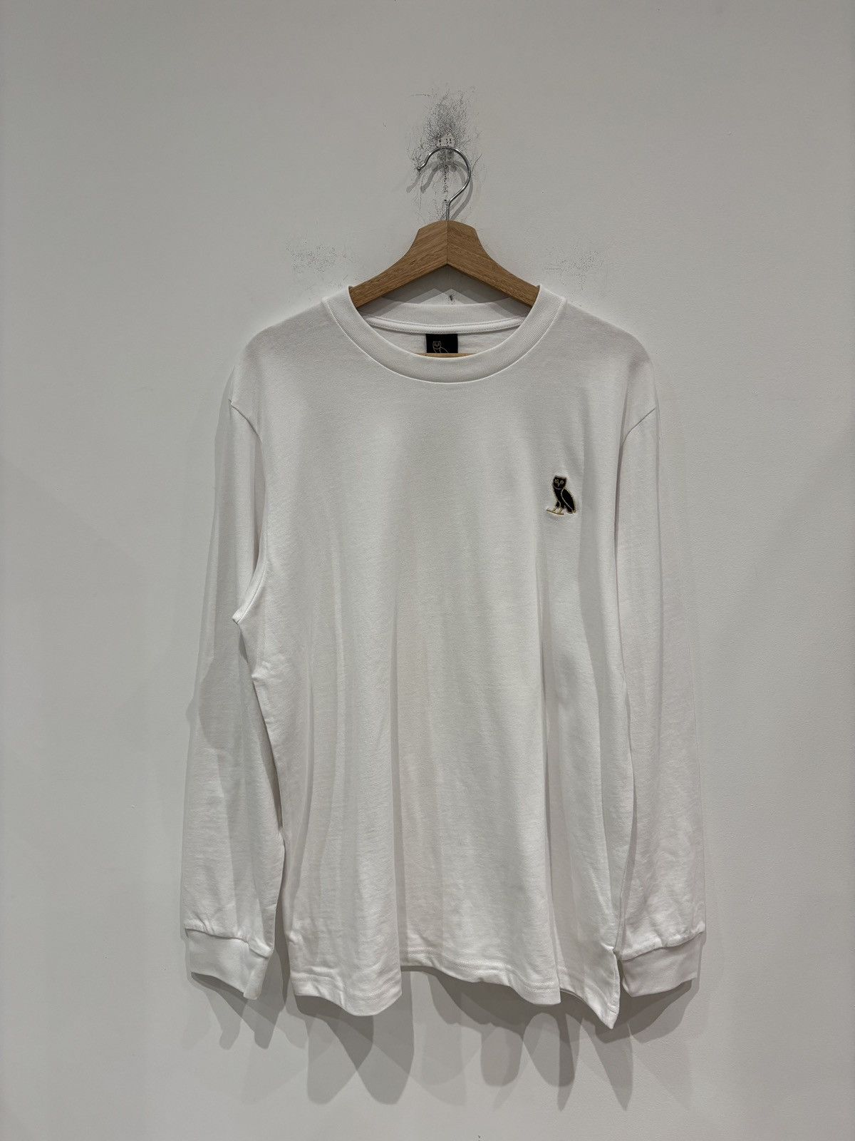 October's Very Own OVO Small Owl Classic Long Sleeve Tee White Size: XL Size US XL / EU 56 / 4 - 1 Thumbnail