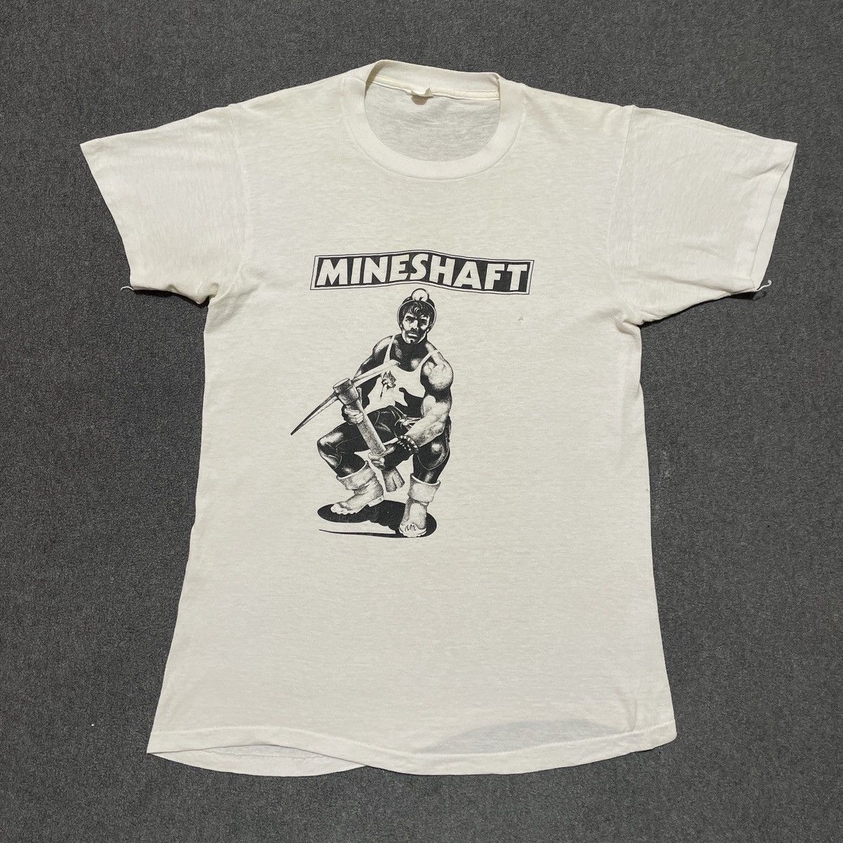 Vintage Vintage 80s Mineshaft Gay Leather Bar T-shirt Size US M / EU 48-50 / 2 - 1 Thumbnail