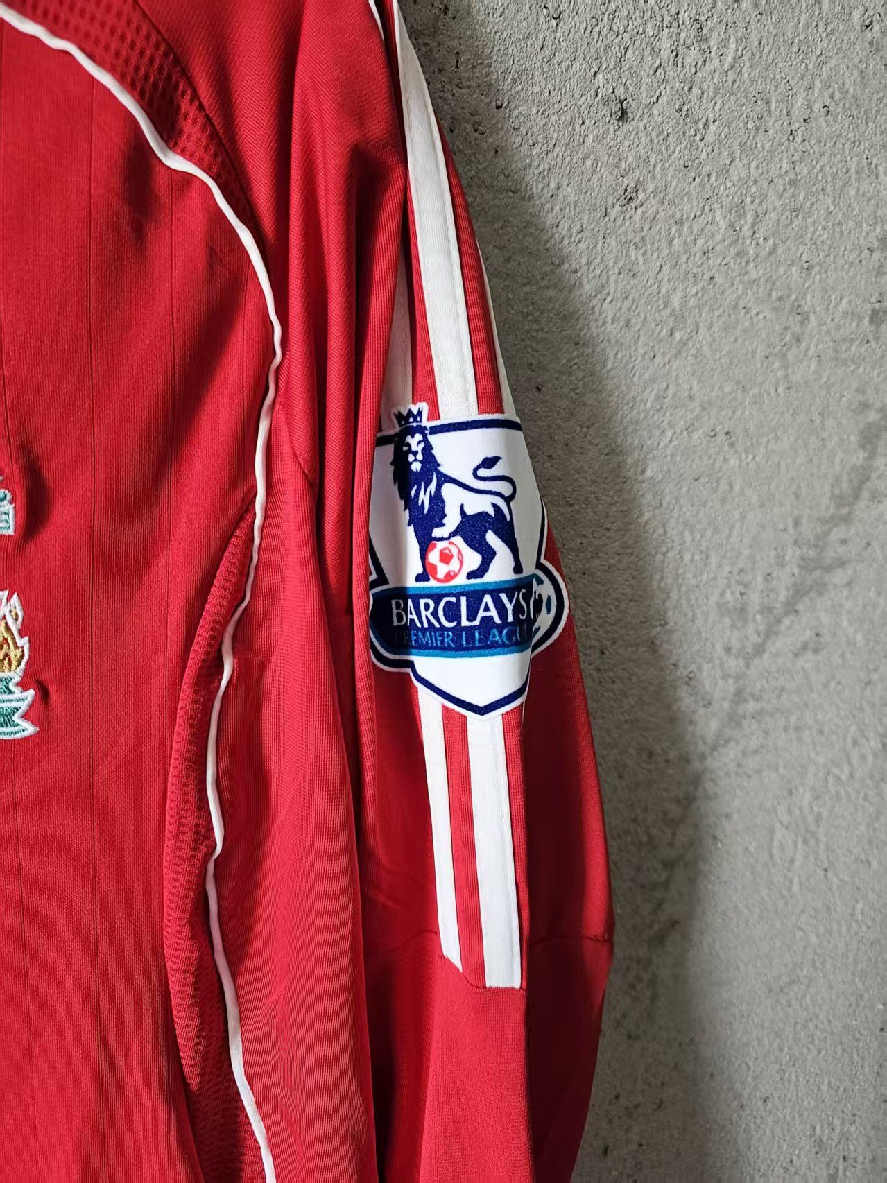 Other 2006 2008 Liverpool 8 Steven Gerrard Jersey Longsleeve Size US L / EU 52-54 / 3 - 4 Thumbnail