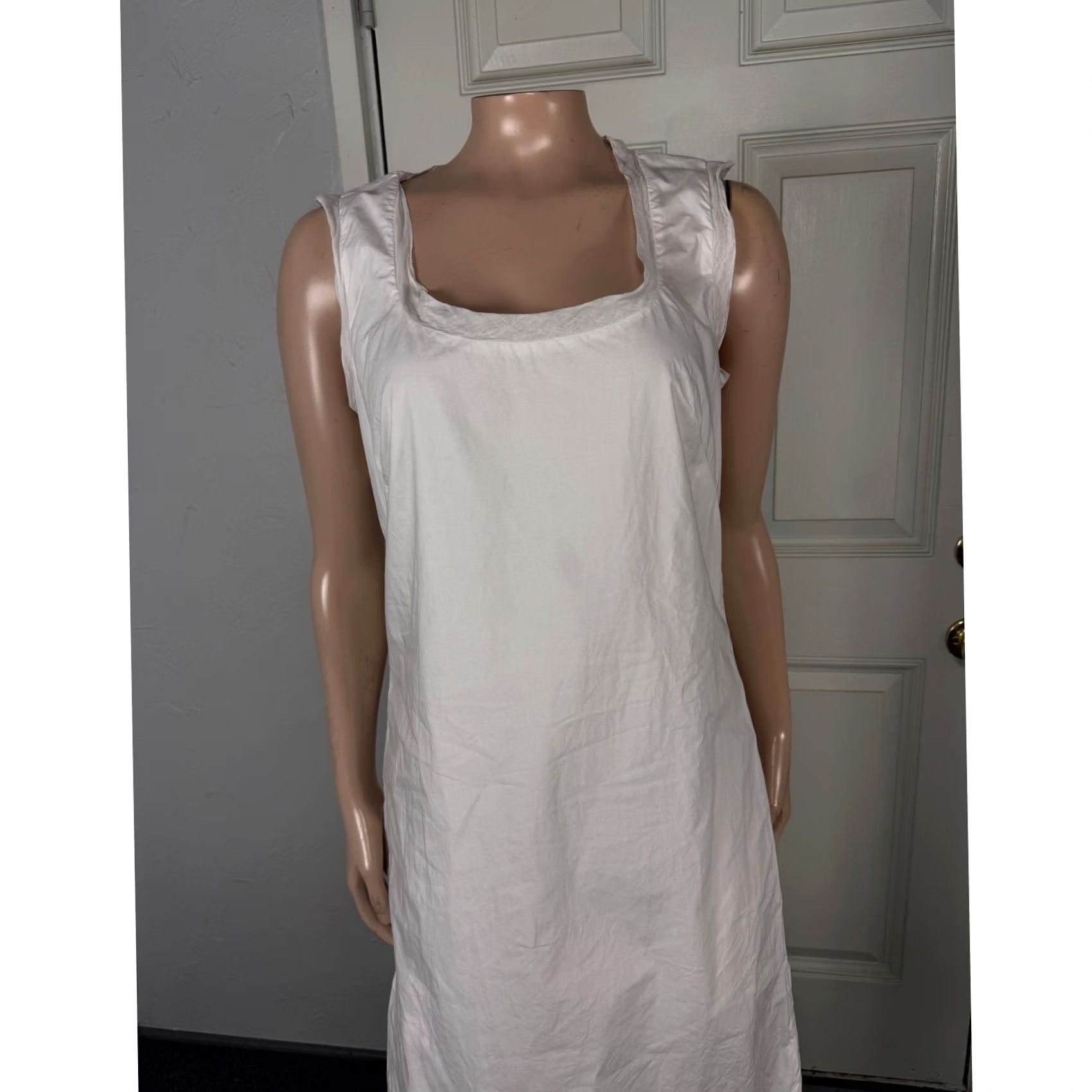 Vintage DOSA Women's Dress 100% Cotton Size S Small White Solid Sleeveless Round Neck Mini Casual Short Sleeveless Mens Womens Girls? Size S / US 4 / IT 40 - 2 Thumbnail