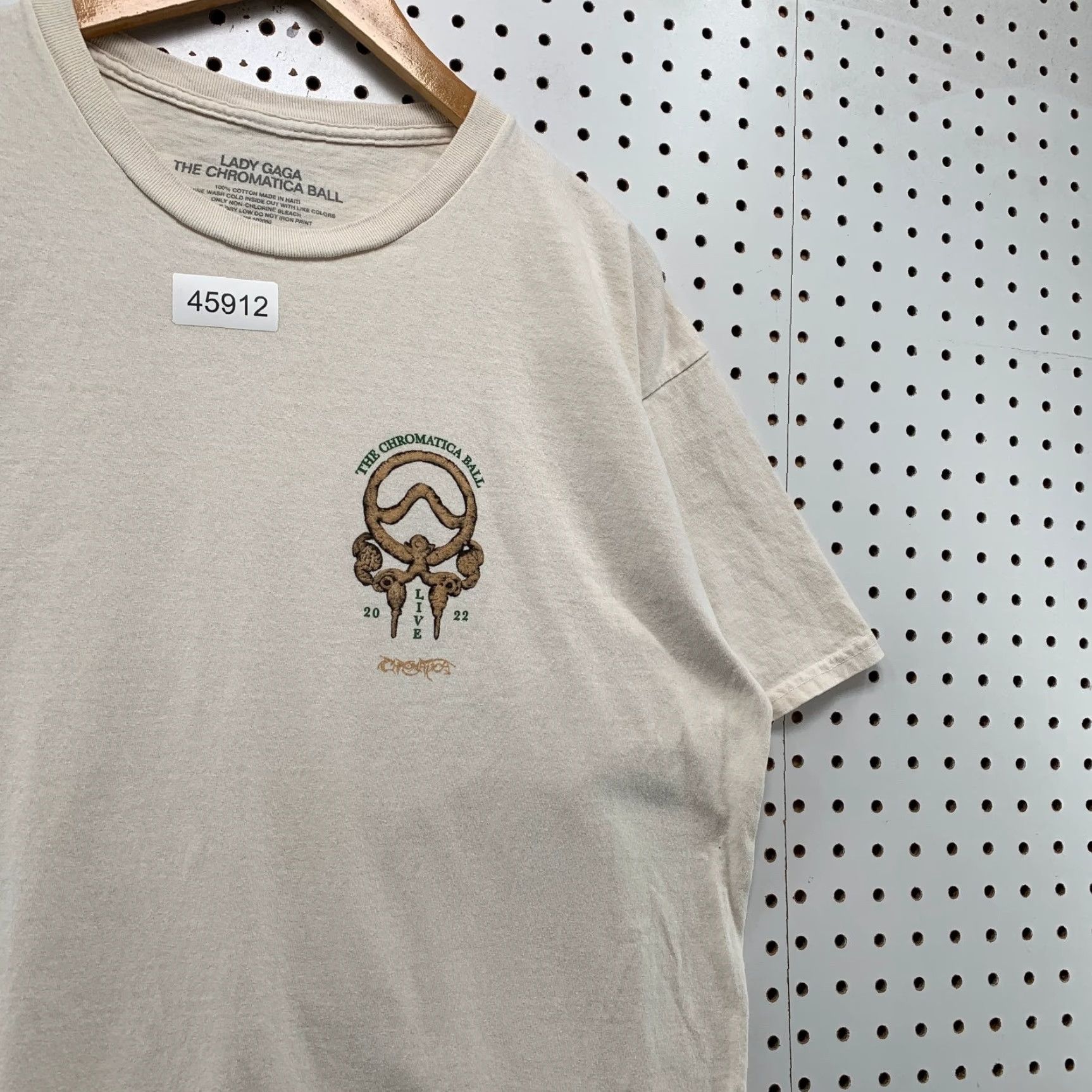 Bally Lady Gaga T Shirt Mens Large Beige The Chromatica Ball Graphic Music Pop Concert Shirt Mens L Beige Chromatica Ball Size US L / EU 52-54 / 3 - 4 Thumbnail