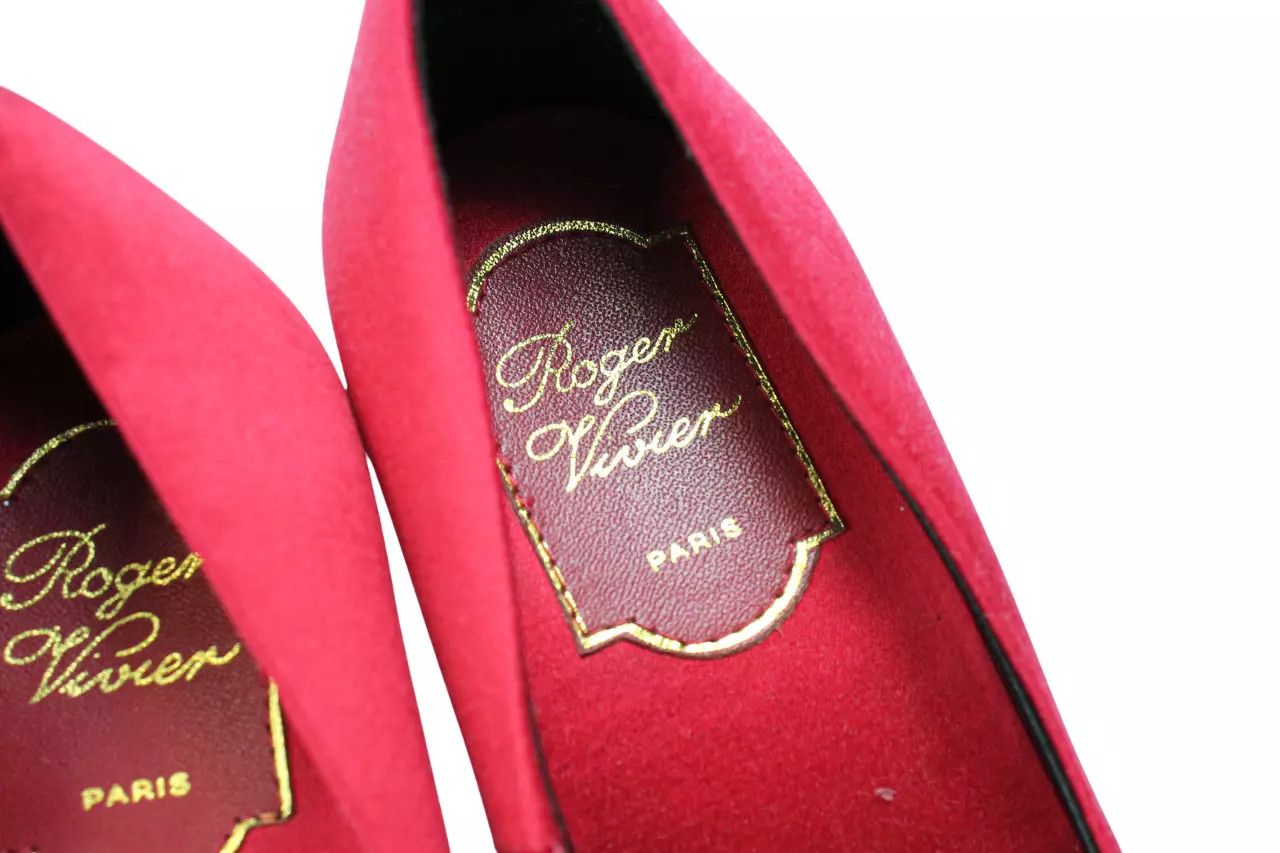 Roger Vivier ROGER VIVIER Women's EU 38 Crystal Flower Red Satin Heels Size US 8 / IT 38 - 9 Thumbnail