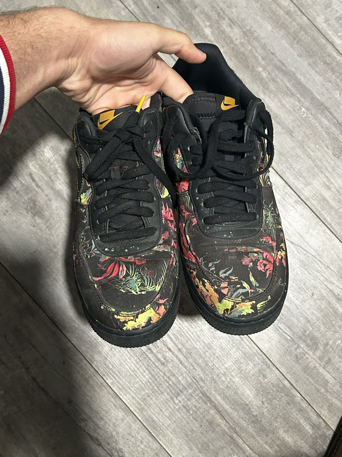 Nike Nike Air Force 1 Low “Floral Pack” Size US 9.5 / EU 42-43 - 2 Thumbnail
