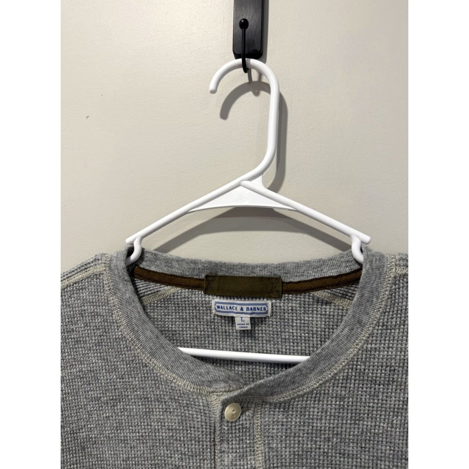 Wallace & Barnes Wallace & Barnes Henley Mens L Waffle Knit Thermal Shirt Cotton Gray Size US L / EU 52-54 / 3 - 3 Thumbnail