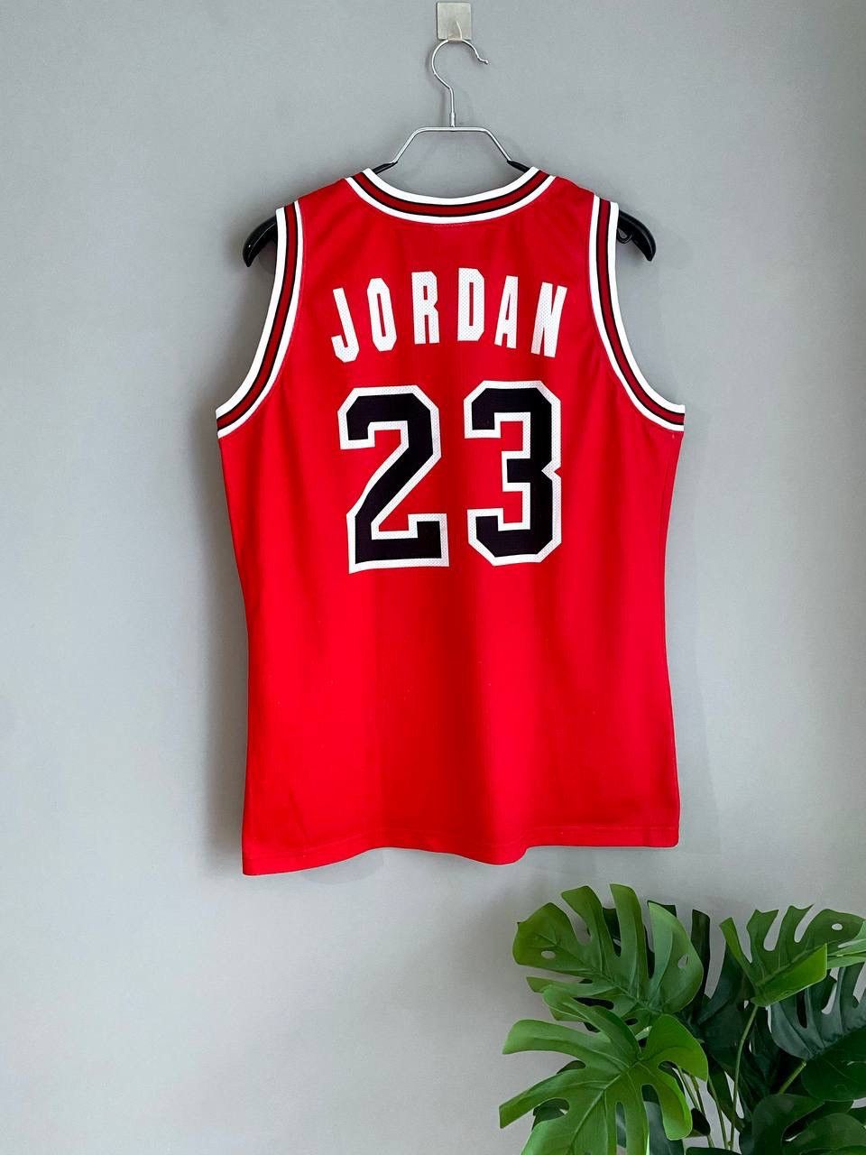 Champion Vintage 90s NBA Basketball Jersey Chicago Bulls #23 JORDAN M Size US M / EU 48-50 / 2 - 10 Thumbnail