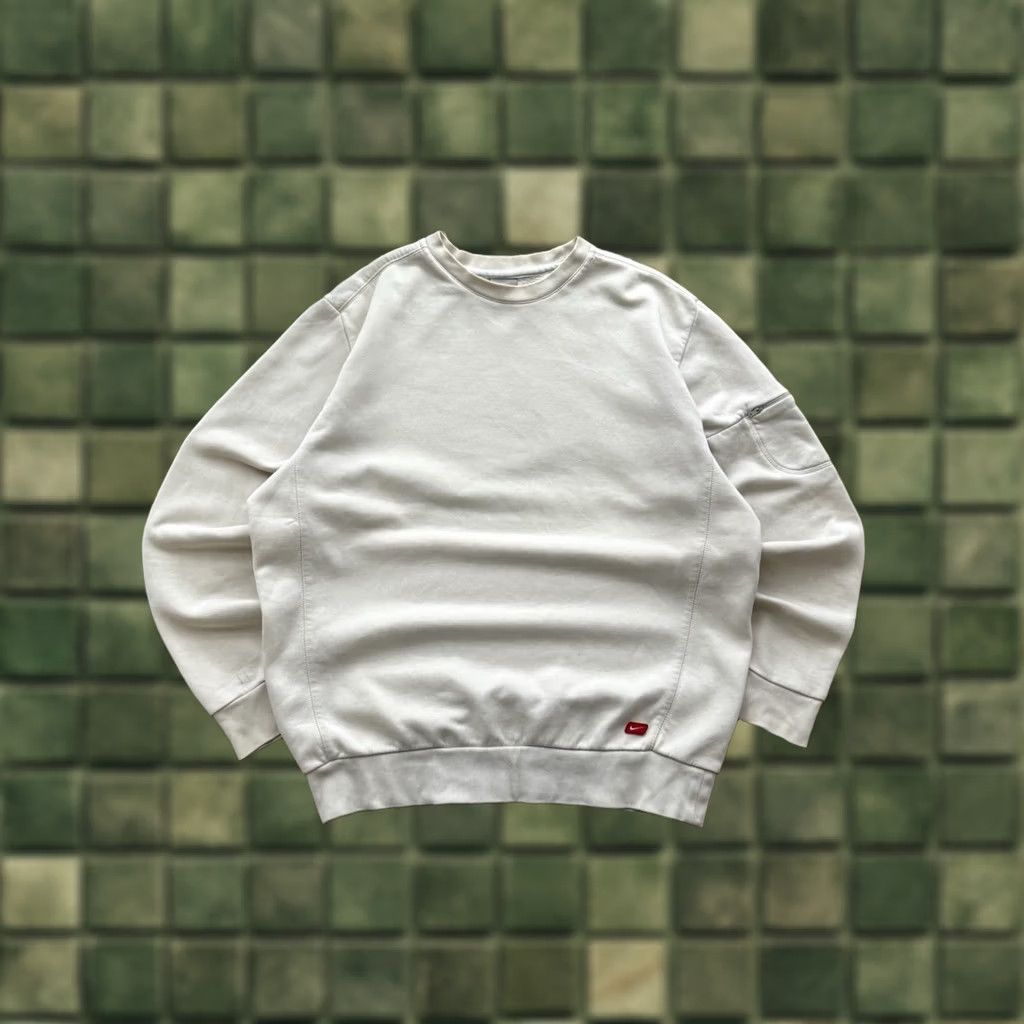 Nike Nike Vintage Sweatshirt Men M Beige 90s Retro Pullover Long Sleeve Logo Embroidered Classic USA Size US M / EU 48-50 / 2 - 1 Thumbnail