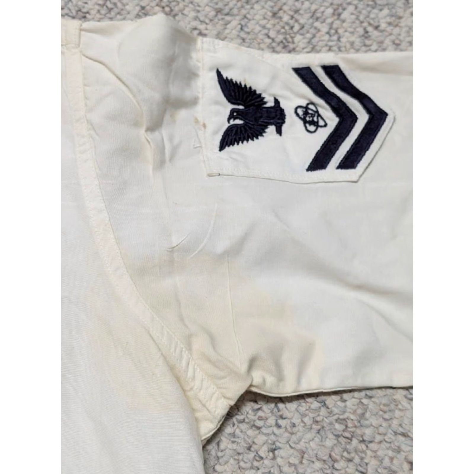 Vintage VINTAGE USN uniform shirt USS PINTADO submarine L white PATCHES military navy Shirt Mens L White Patches Navy 1940s 50s 60s Size US L / EU 52-54 / 3 - 3 Thumbnail