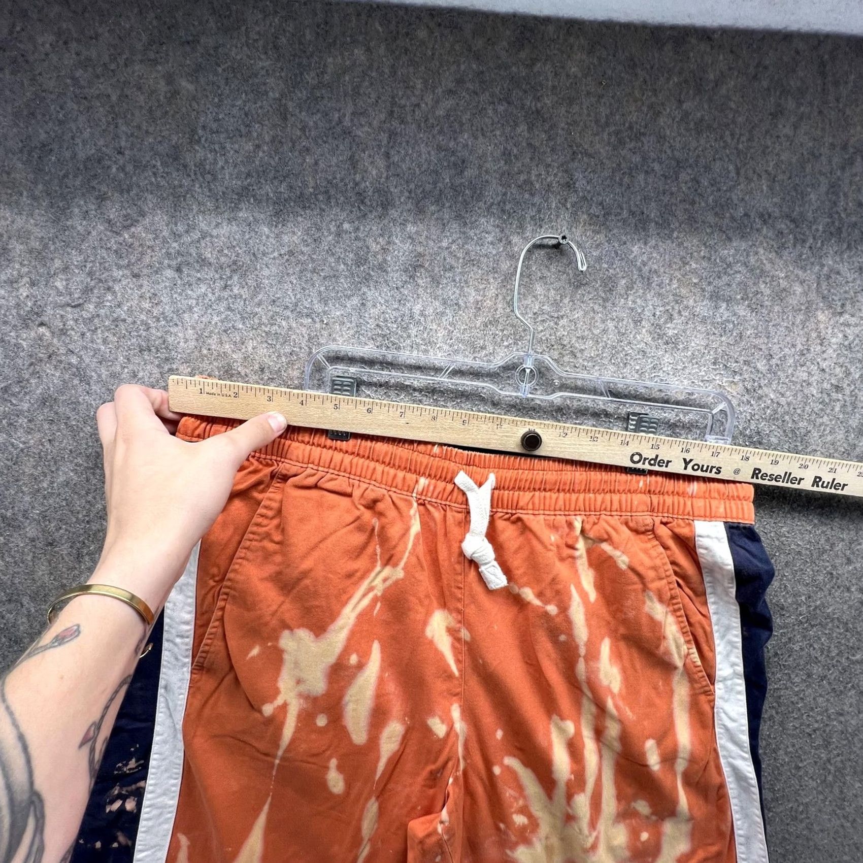Nike Nike Sweat Shorts Mens Large Orange Bleach Dye Colorblock 9 Inseam 328820-839 Size US 33 - 6 Thumbnail