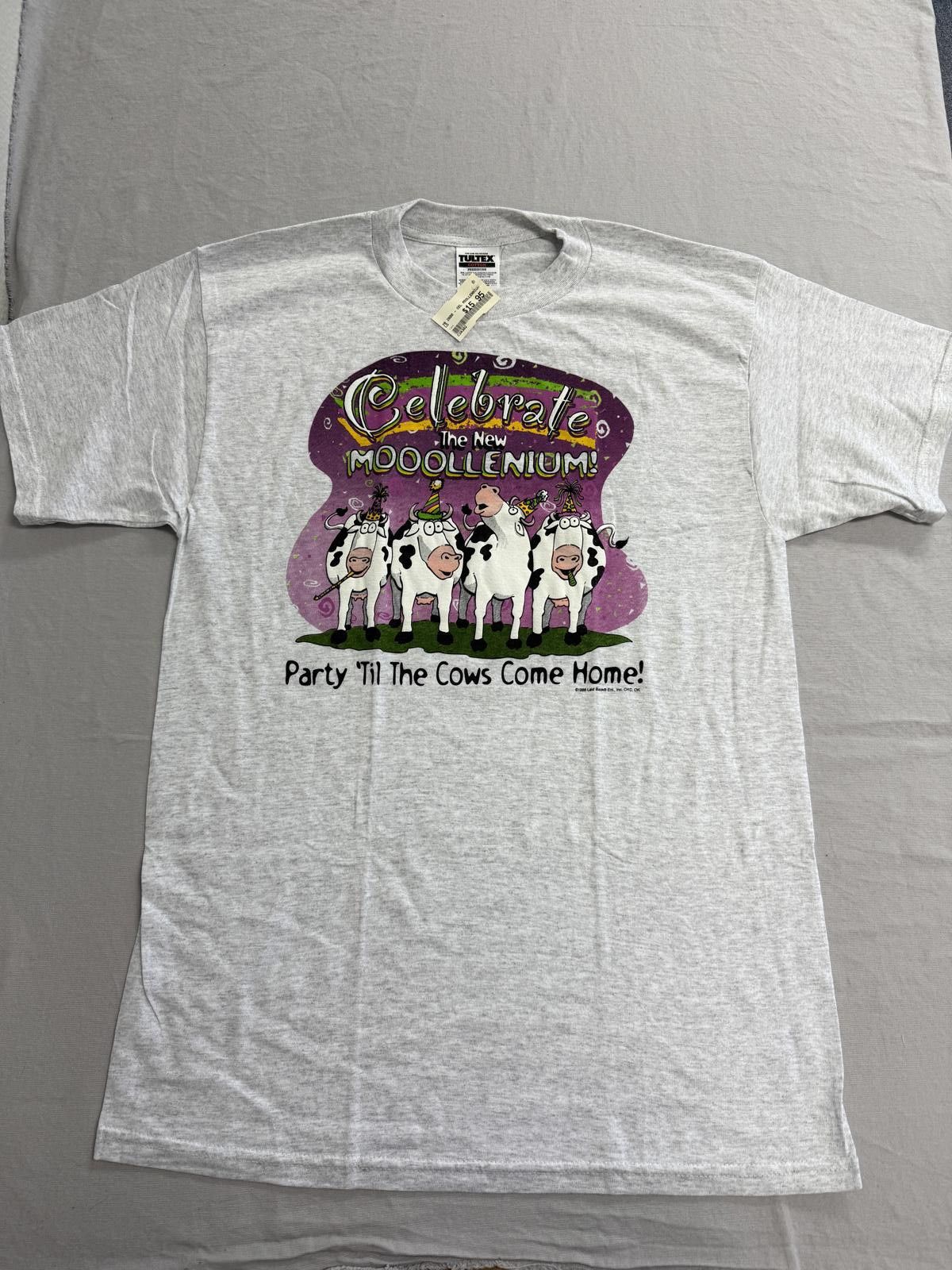 Tultex Vintage Year 2000 Millenium T-shirt Mooollenium Cows L Size US L / EU 52-54 / 3 - 1 Thumbnail