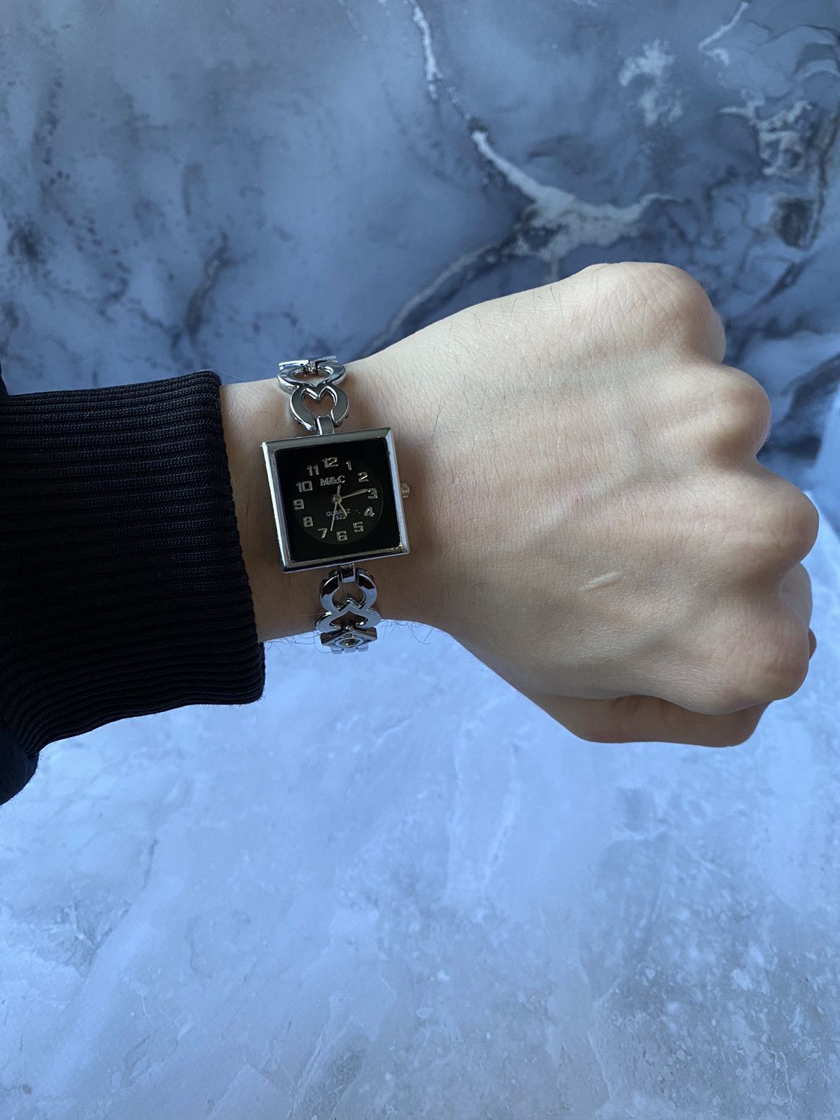 Hype x Vintage Futuristic Very M&c Quartz 1922 Watch With Bracelet in Black, Men's