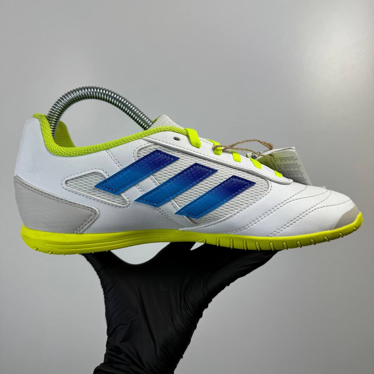 Adidas NEW Adidas Indoor Soccer Trainers Mens Size Us 8 Eu 41.5 Size US 8.5 / EU 41-42 - 4 Thumbnail