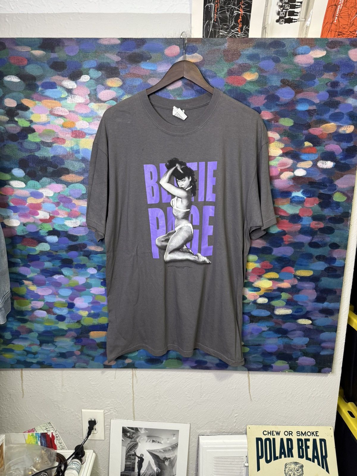 Vintage Vintage y2k Bettie Page Graphic T-Shirt Mens XL Size US XL / EU 56 / 4 - 1 Thumbnail