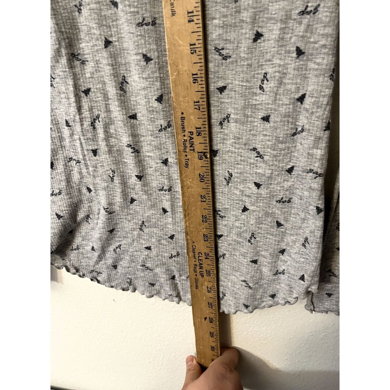 Gap Gap Body Shirt Women’s M Gray Long Sleeve Henley Neck Pullover Trees Size M / US 6-8 / IT 42-44 - 4 Thumbnail
