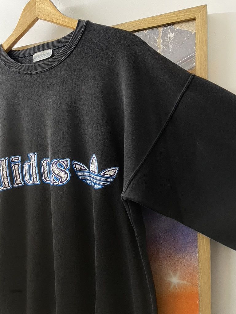 Adidas 90s Adidas Sketch Style Centre Trefoil Spellout Sweatshirt Size US L / EU 52-54 / 3 - 6 Thumbnail
