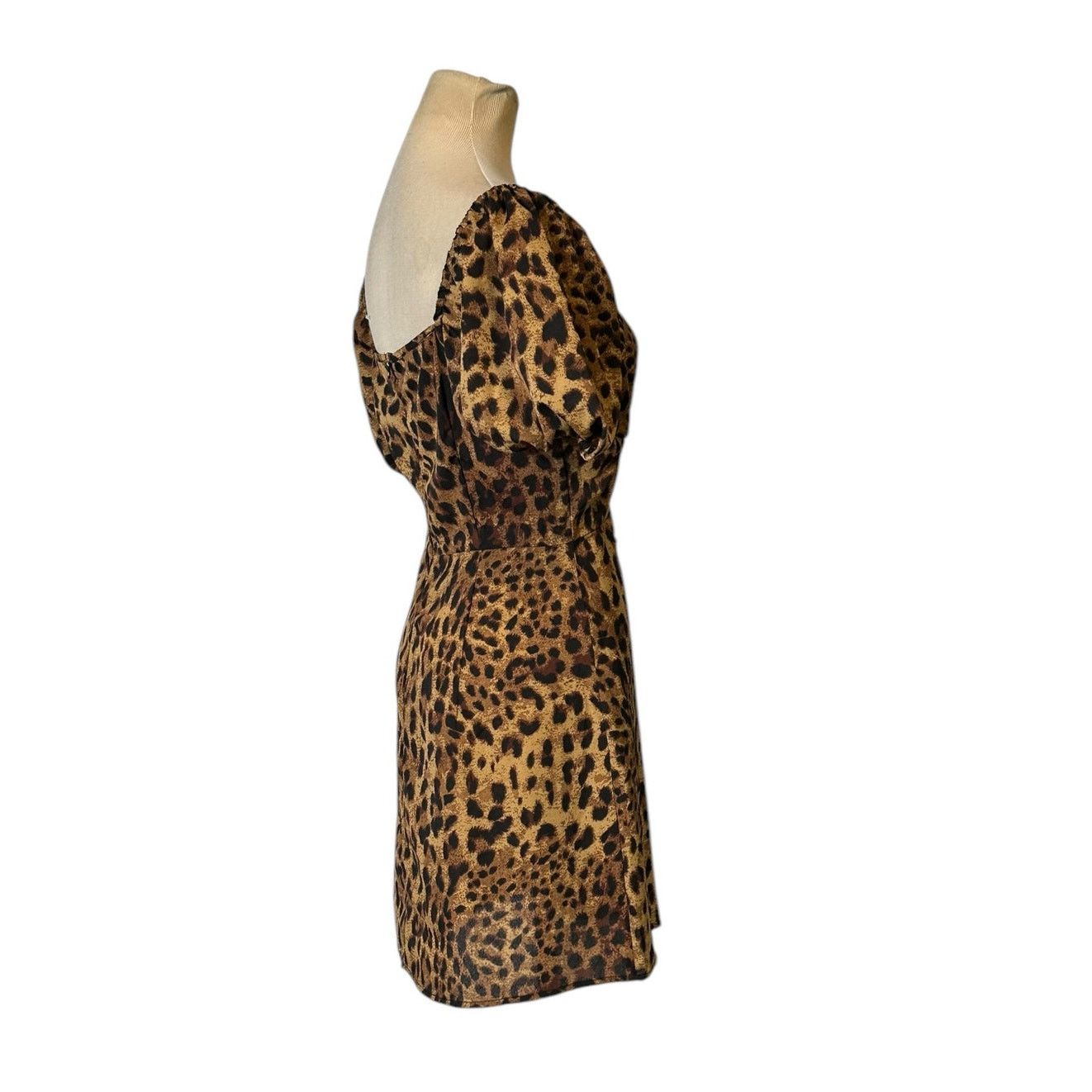 PrettyLittleThing PrettyLittleThing leopard print mini dress size 8 Size M / US 6-8 / IT 42-44 - 7 Thumbnail