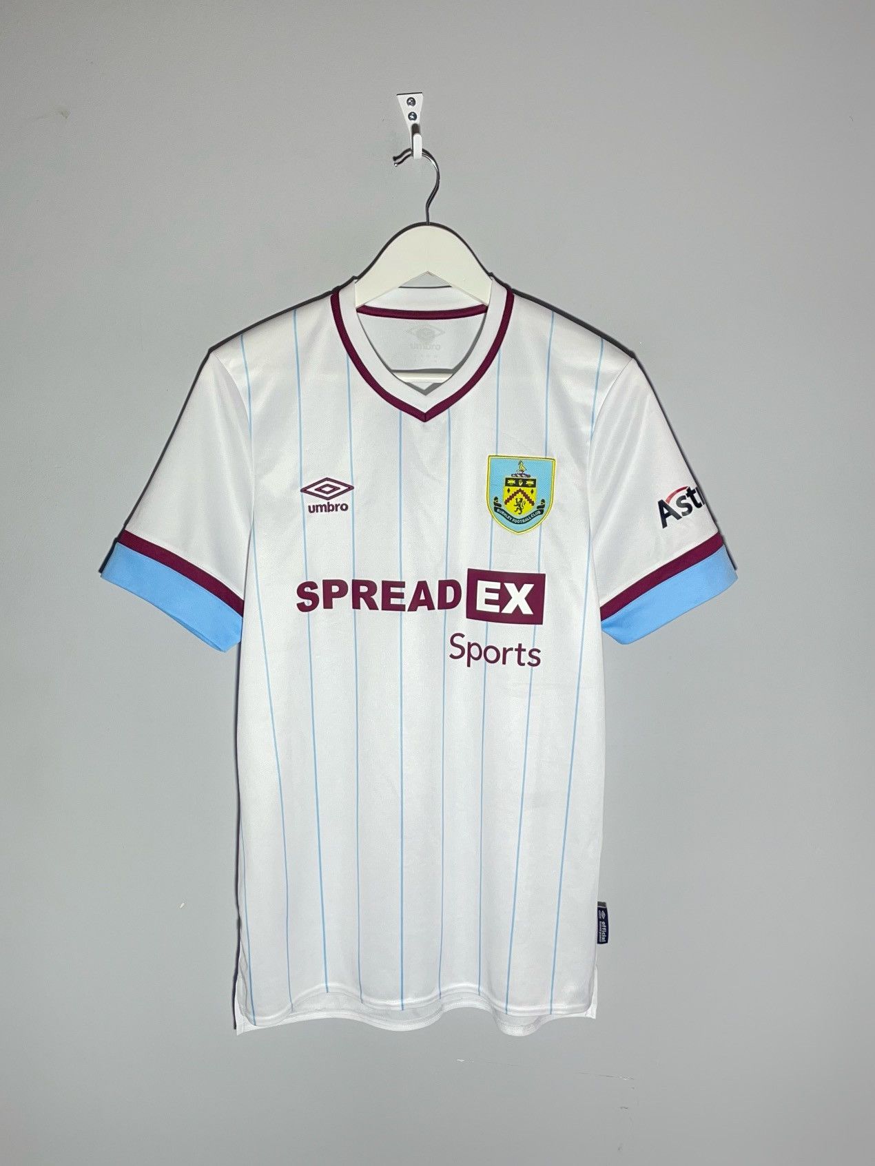 Umbro Burnley Umbro 2021/22 Home Y2k Football Shirt Size US M / EU 48-50 / 2 - 1 Thumbnail