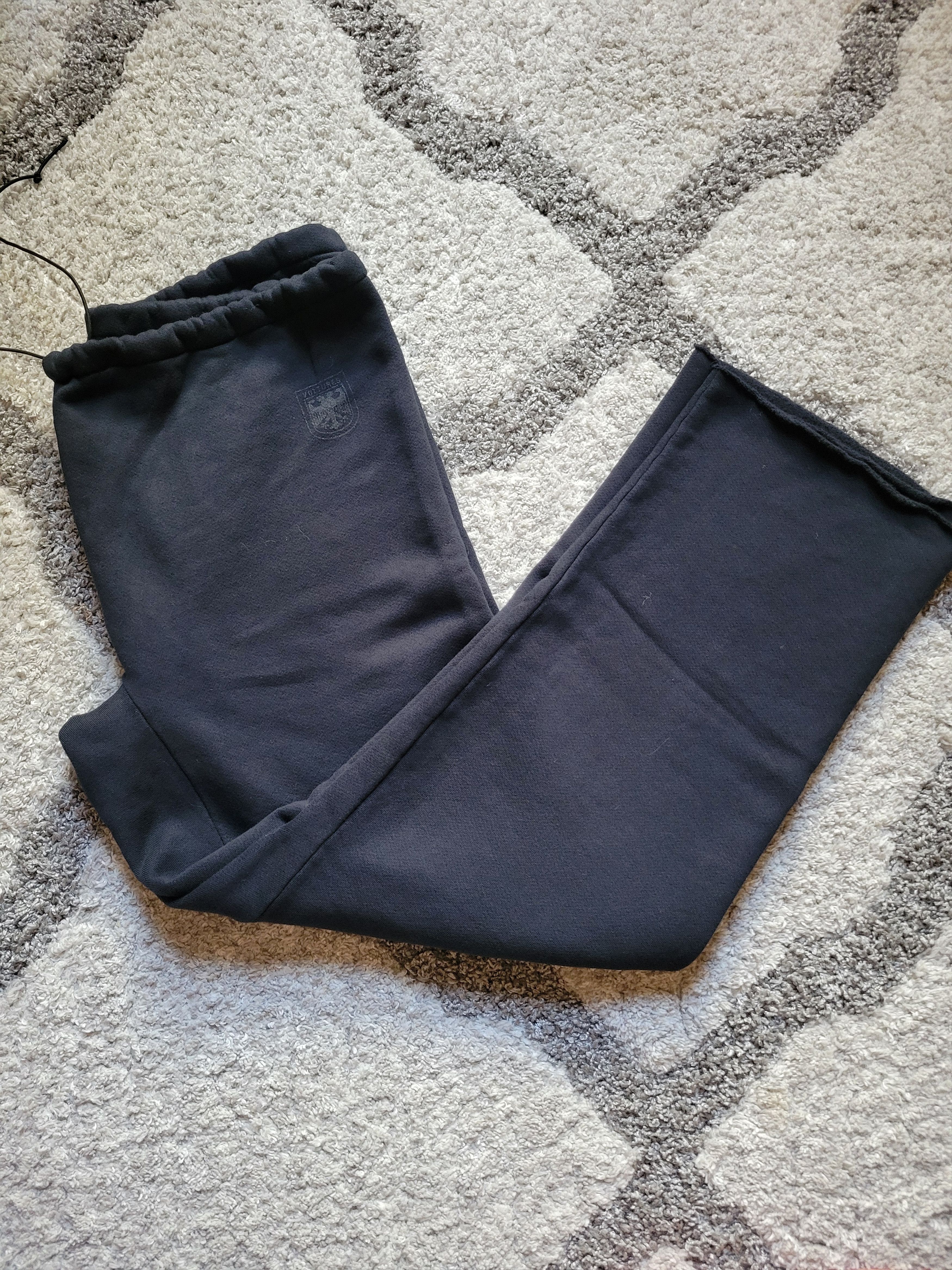 Gosha Rubchinskiy × Kanye West × Yeezy Ye Vultures Heavy Washed V1 Sweatpants Size 2 fits 30-36 Size US 32 / EU 48 - 12 Thumbnail