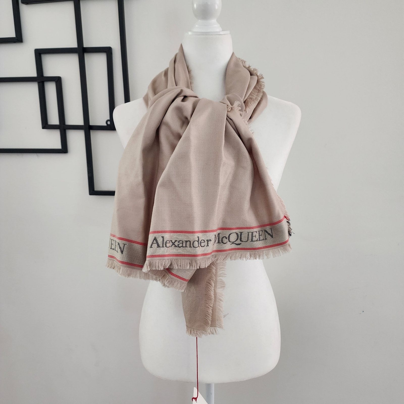 Alexander McQueen New Alexander mcqueen tan wool/silk scarf Size ONE SIZE - 3 Thumbnail