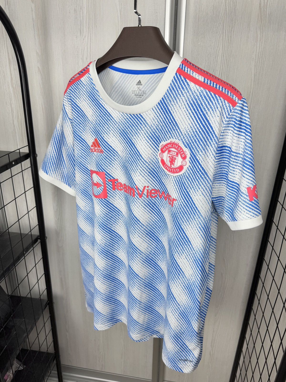 Adidas ADIDAS MANCHESTER UNITED 2021 2022 AWAY SHIRT FOOTBALL JERSY Size US XL / EU 56 / 4 - 6 Thumbnail