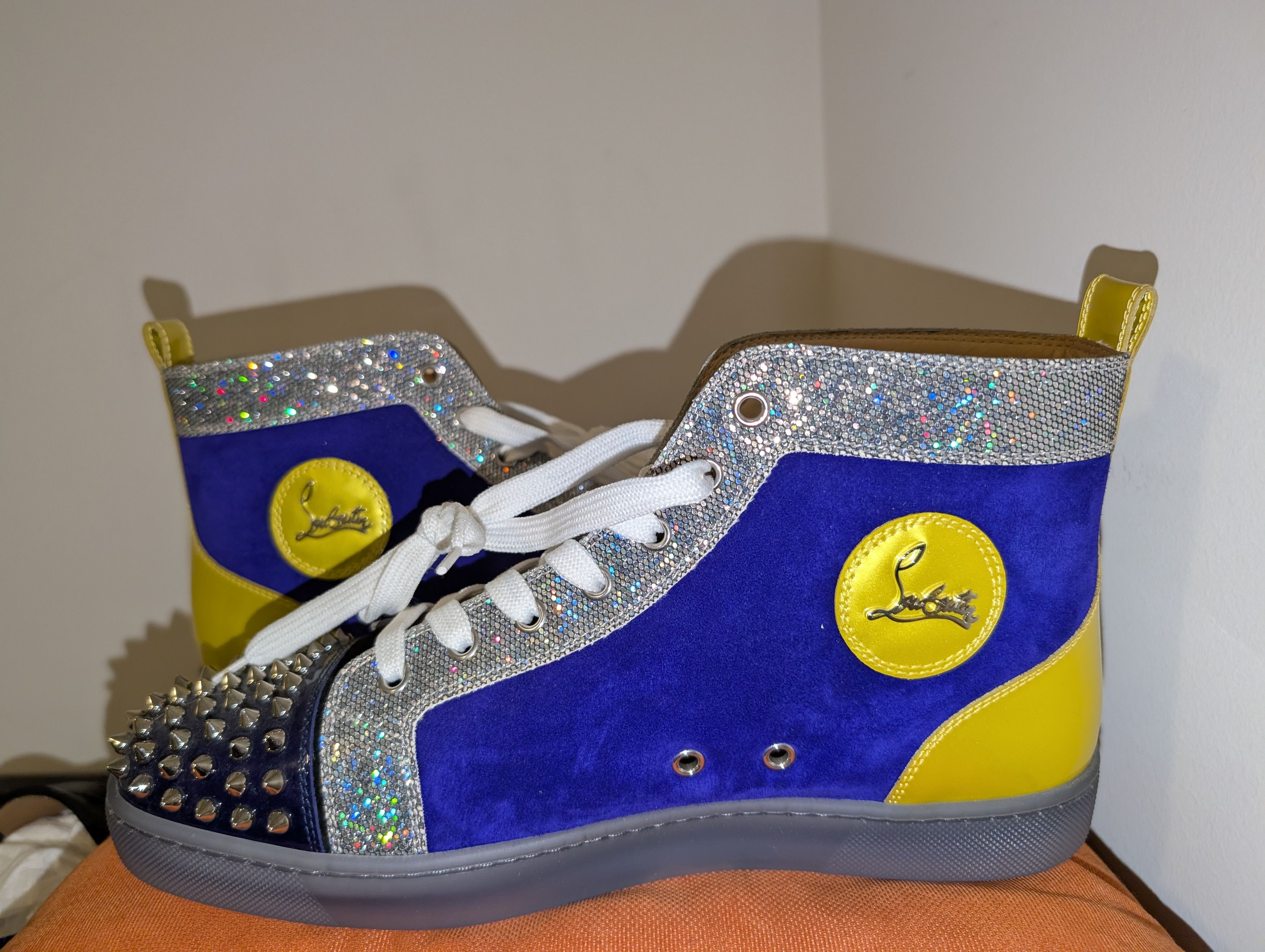 Christian Louboutin Christian Louboutin Suede/Sequins High Top Sneakers Size US 9.5 / EU 42-43 - 7 Thumbnail