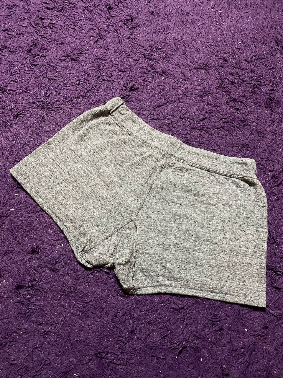 Dsquared2 Vintage Dsquared2 Gray Shorts Size M Size 28" / US 6 / IT 42 - 9 Thumbnail