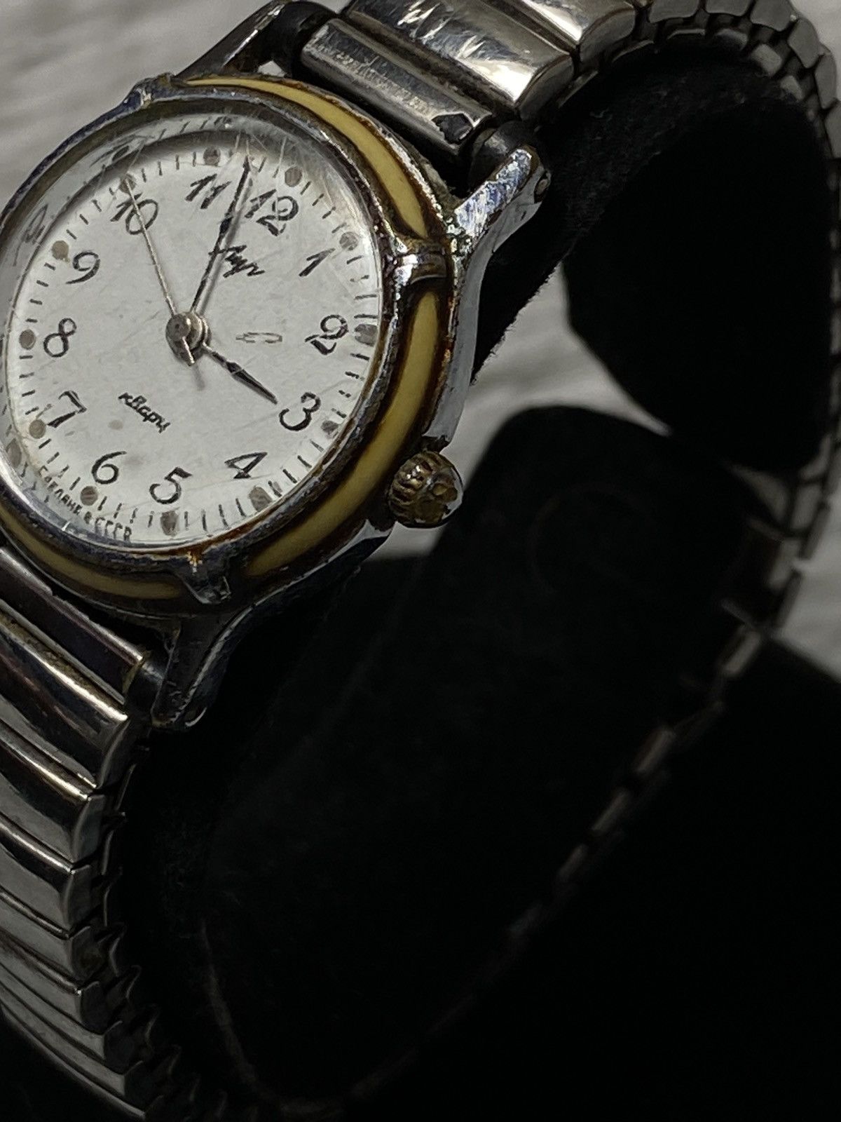 Japanese Brand × Vintage Timeless “Luch” Quartz Elegance - Japanese Brand Size ONE SIZE - 3 Thumbnail
