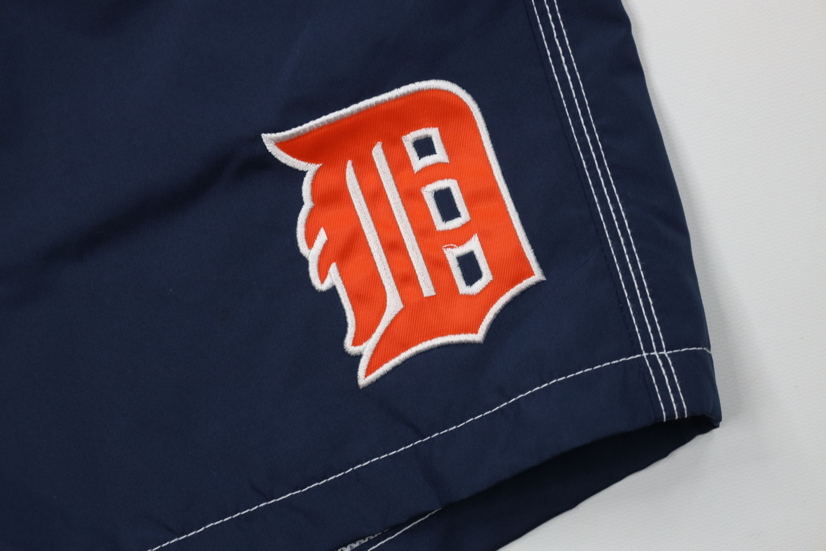 Vintage Deadstock Vintage Y2K Detroit Tigers Baseball Lined Shorts Size US 34 / EU 50 - 5 Thumbnail