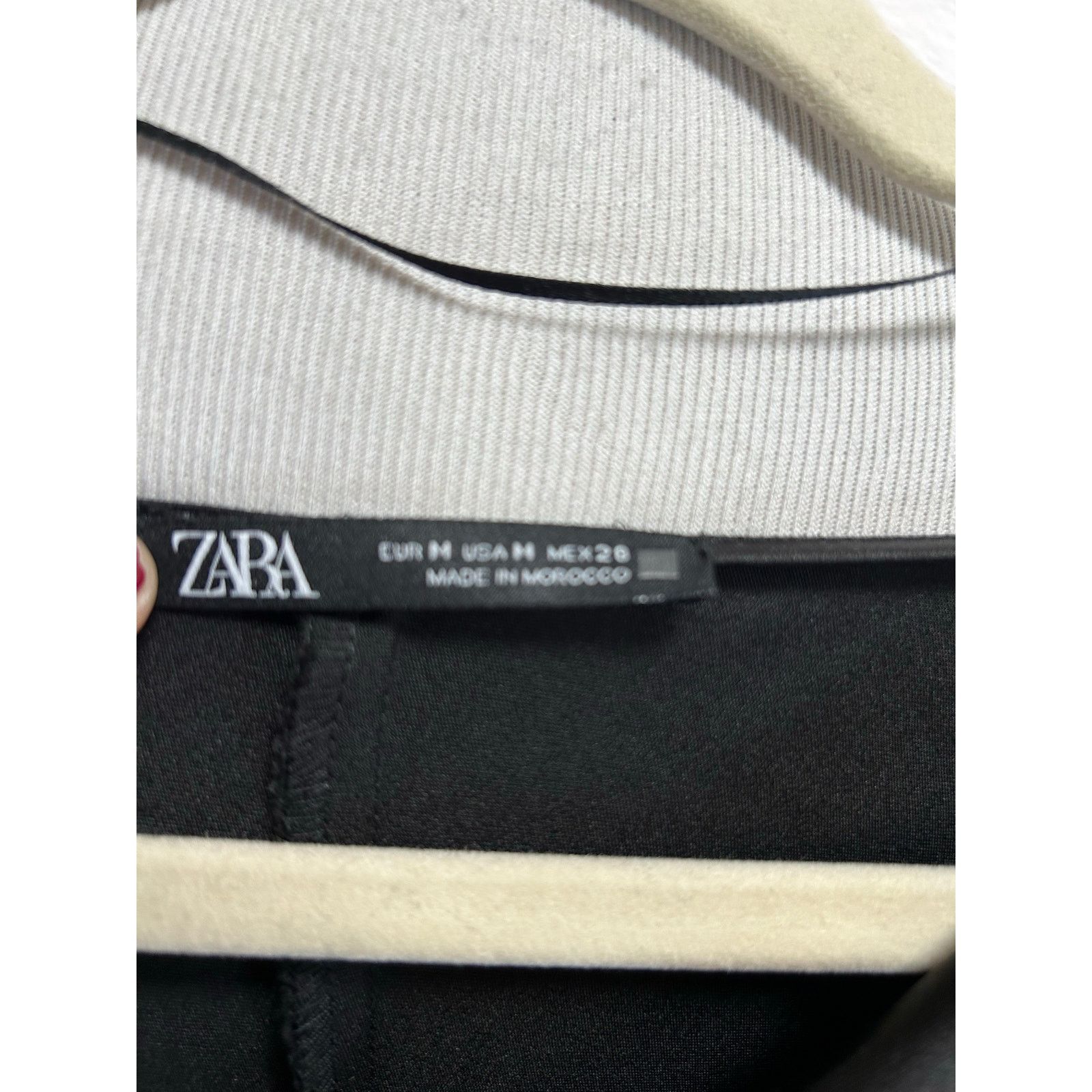 Zara Nwt- Zara SATIN EFFECT FEATHER DETAIL MINI DRESS-M Size M / US 6-8 / IT 42-44 - 5 Thumbnail