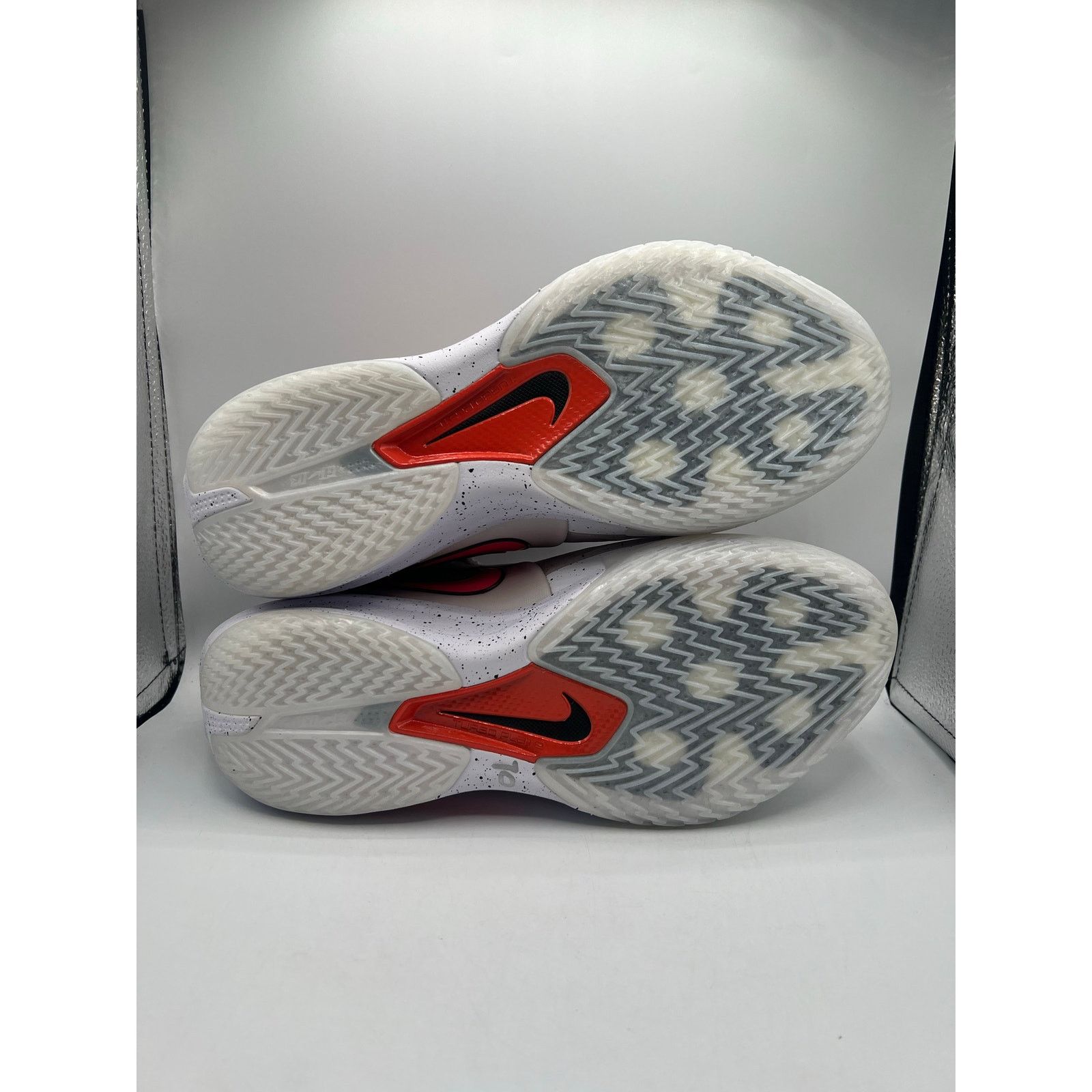 Nike Nike Air Zoom GT Cut 3 Turbo “Platinum” size 8 men’s Size US 8 / EU 41 - 5 Thumbnail