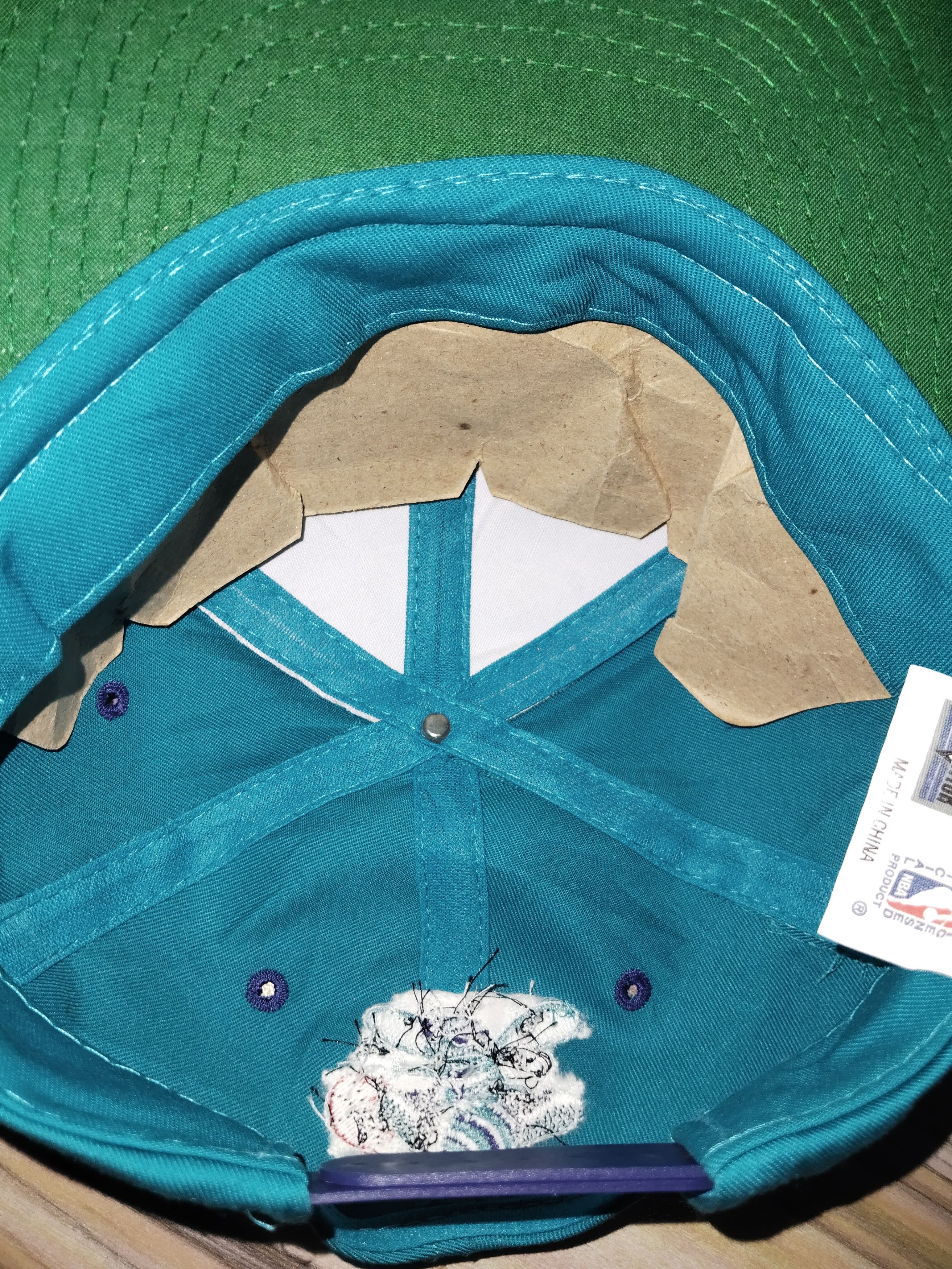 NBA Vintage CHARLOTTE HORNETS By LOGO 7 Inc Size ONE SIZE - 7 Thumbnail