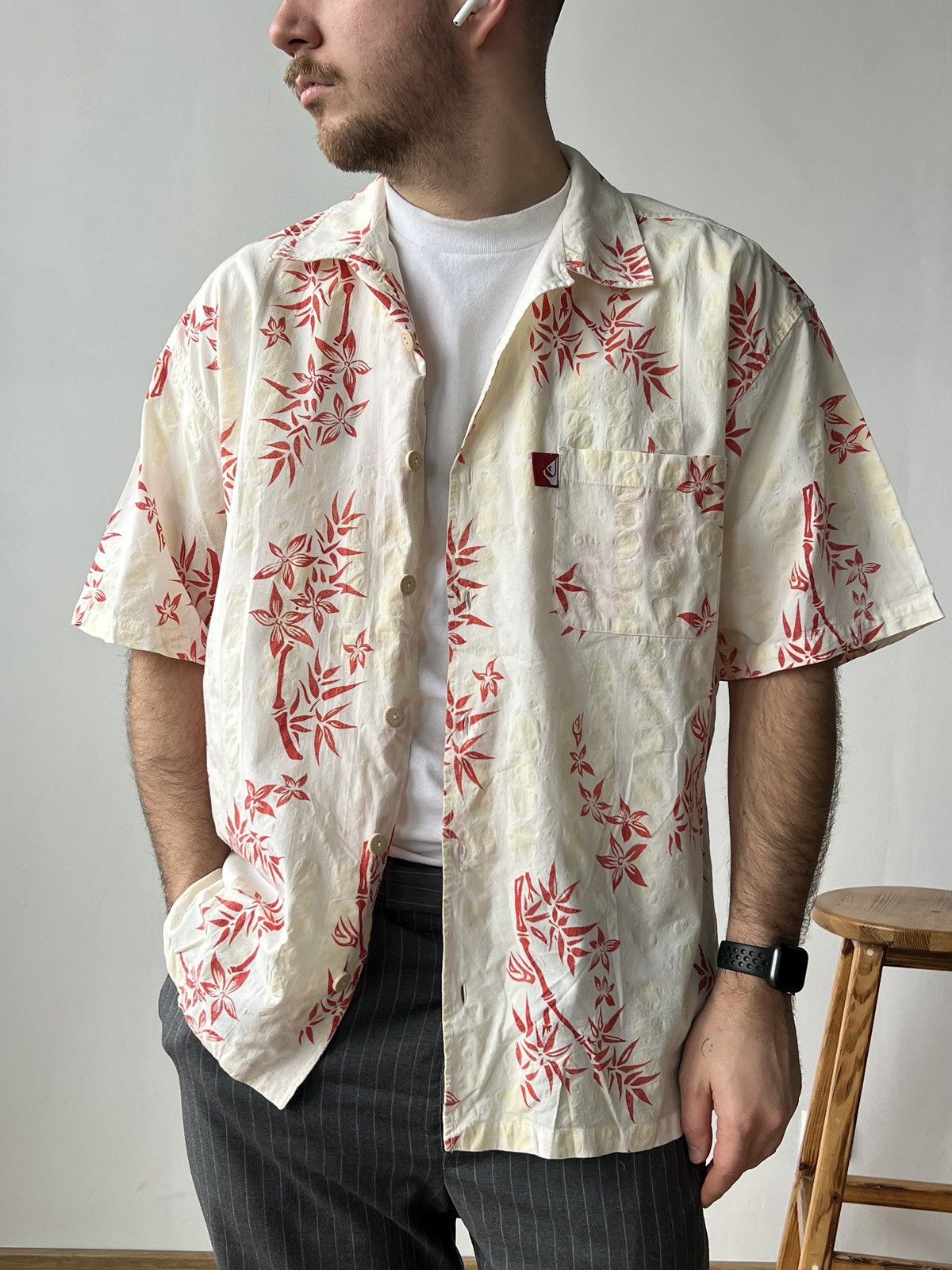 Quiksilver Vintage Quiksilver Men’s Hawaiian Cotton Shirt Size L Size US L / EU 52-54 / 3 - 1 Thumbnail