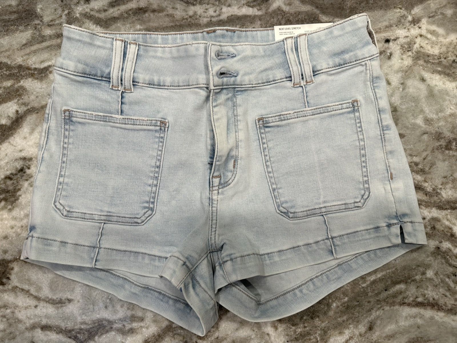 American Eagle Outfitters American Eagle High Rise Shortie Size 28" / US 6 / IT 42 - 1 Thumbnail