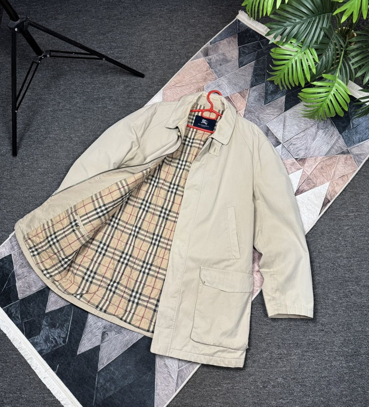 Burberry Burberry London Insulated Coat Trench Coat With A Cage Size US XL / EU 56 / 4 - 3 Thumbnail